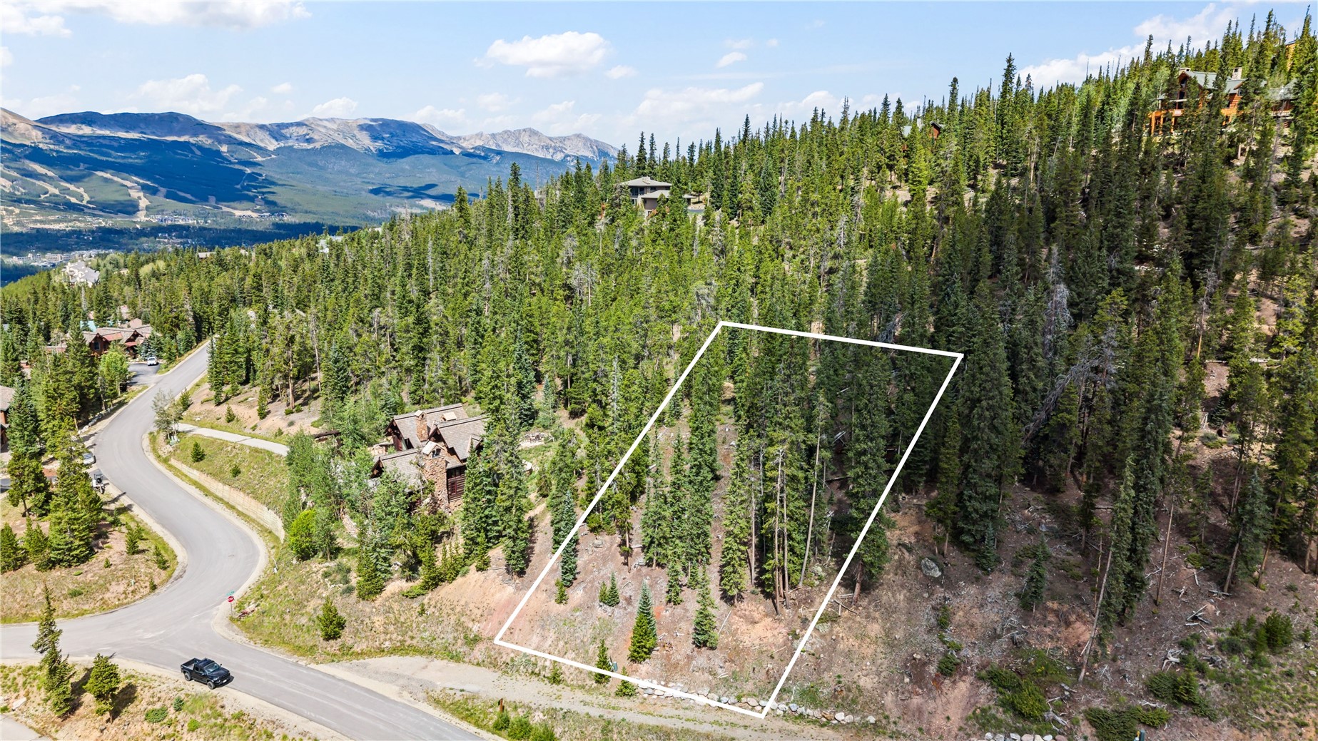 177 Goldenview Drive Property Photo 4