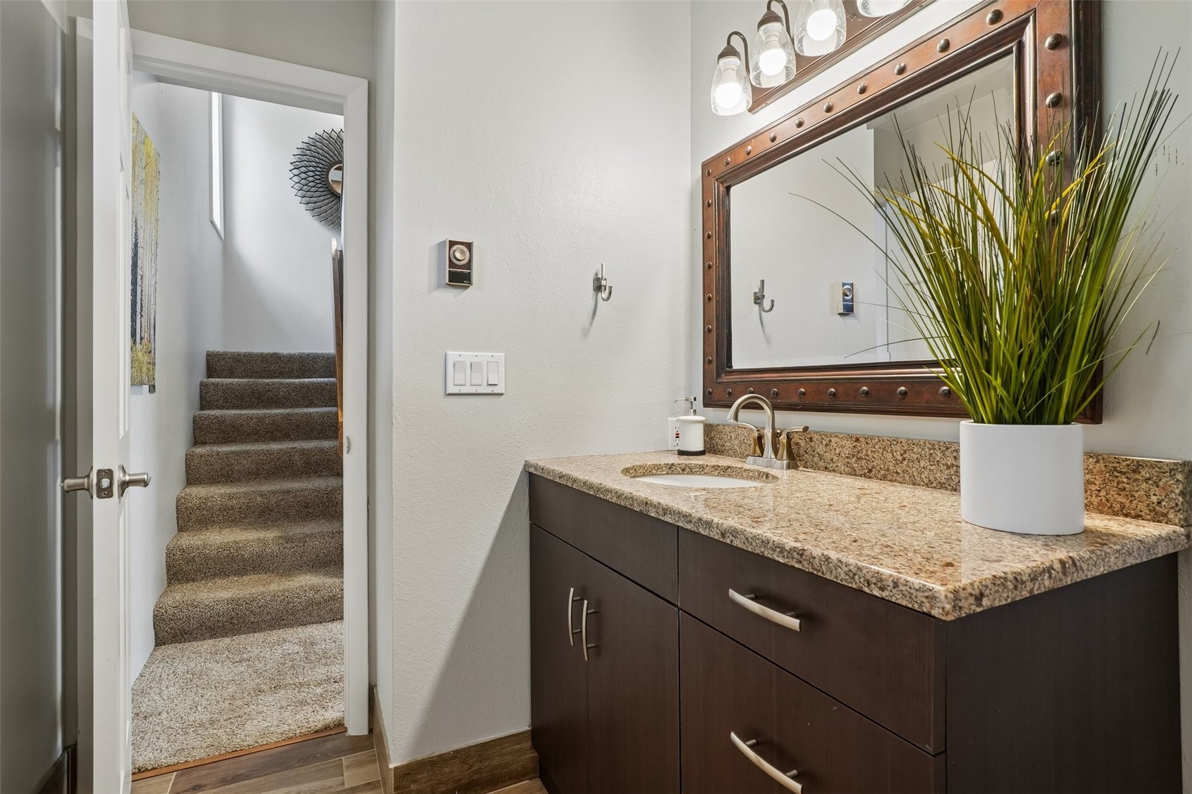 309 Creekside Drive Property Photo 18