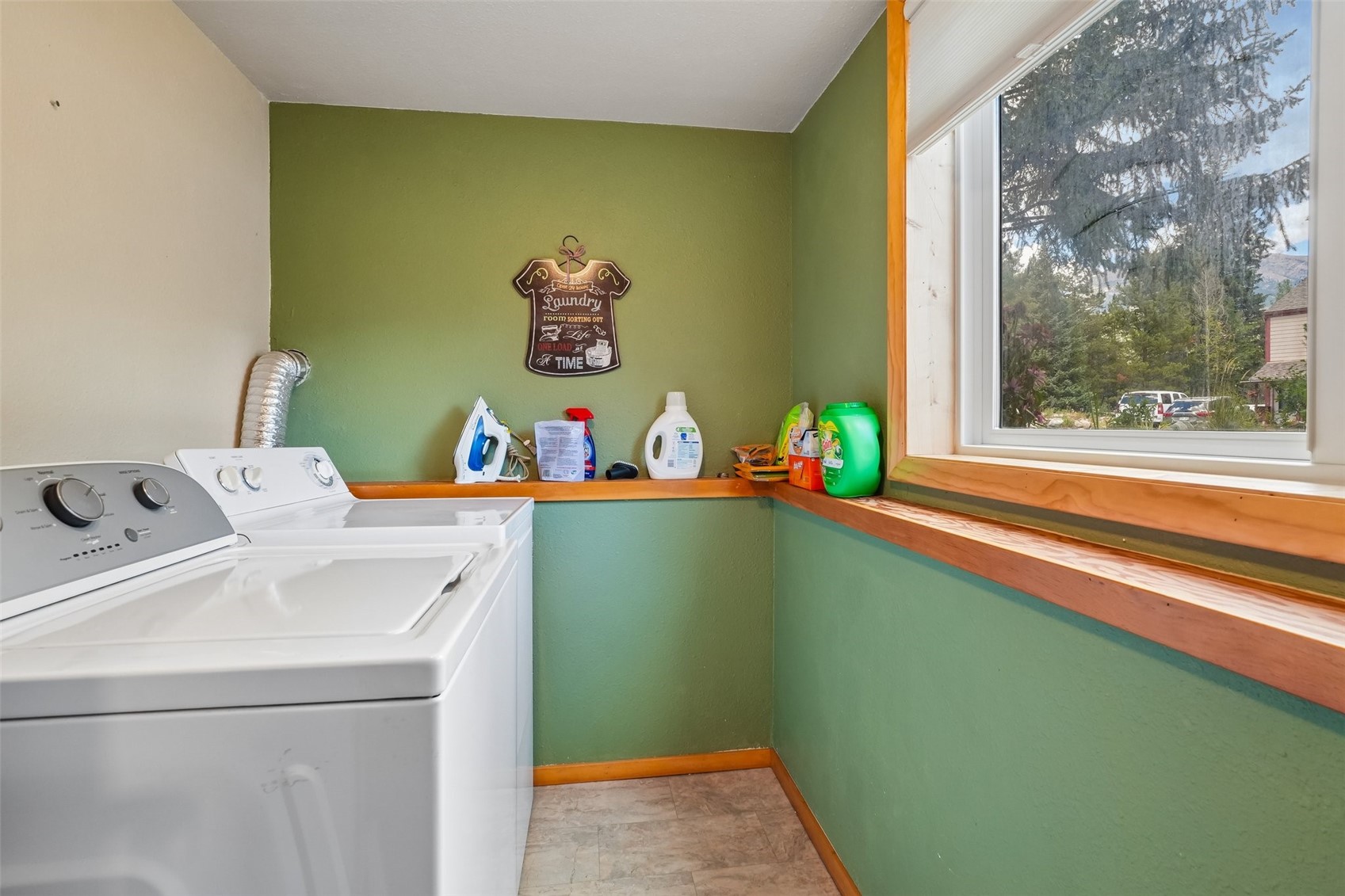 309 Creekside Drive Property Photo 22