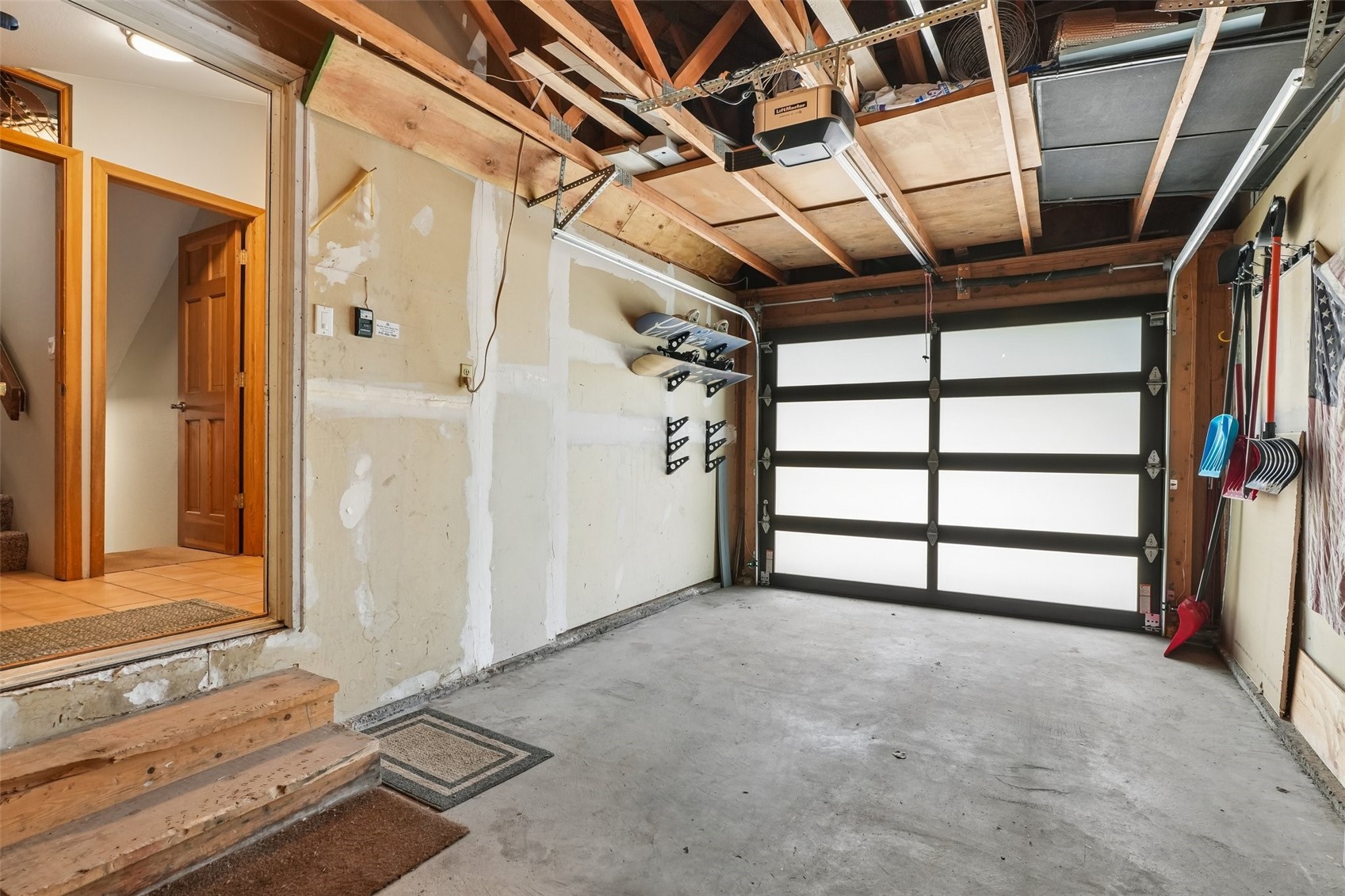 309 Creekside Drive Property Photo 38