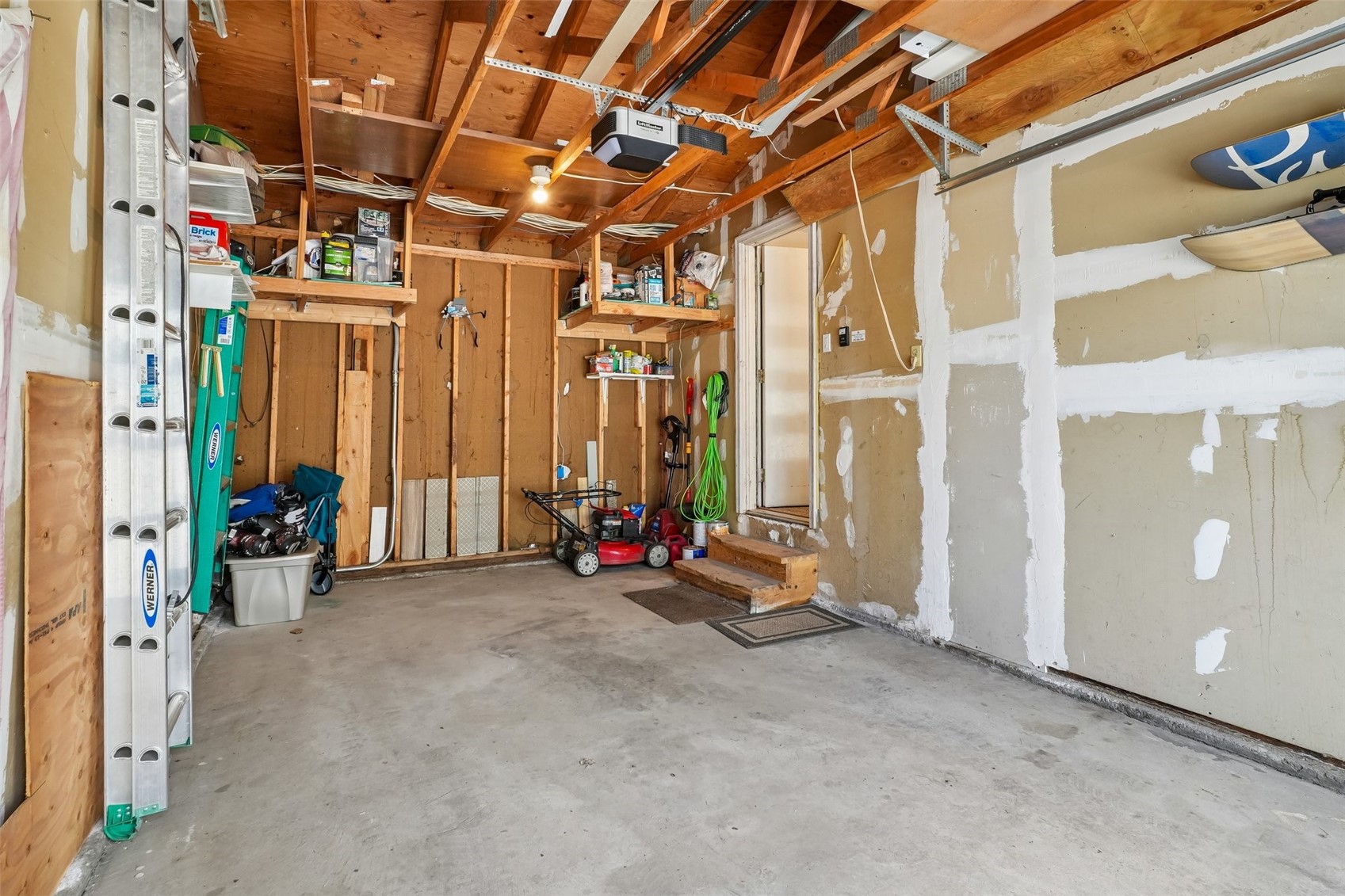 309 Creekside Drive Property Photo 39