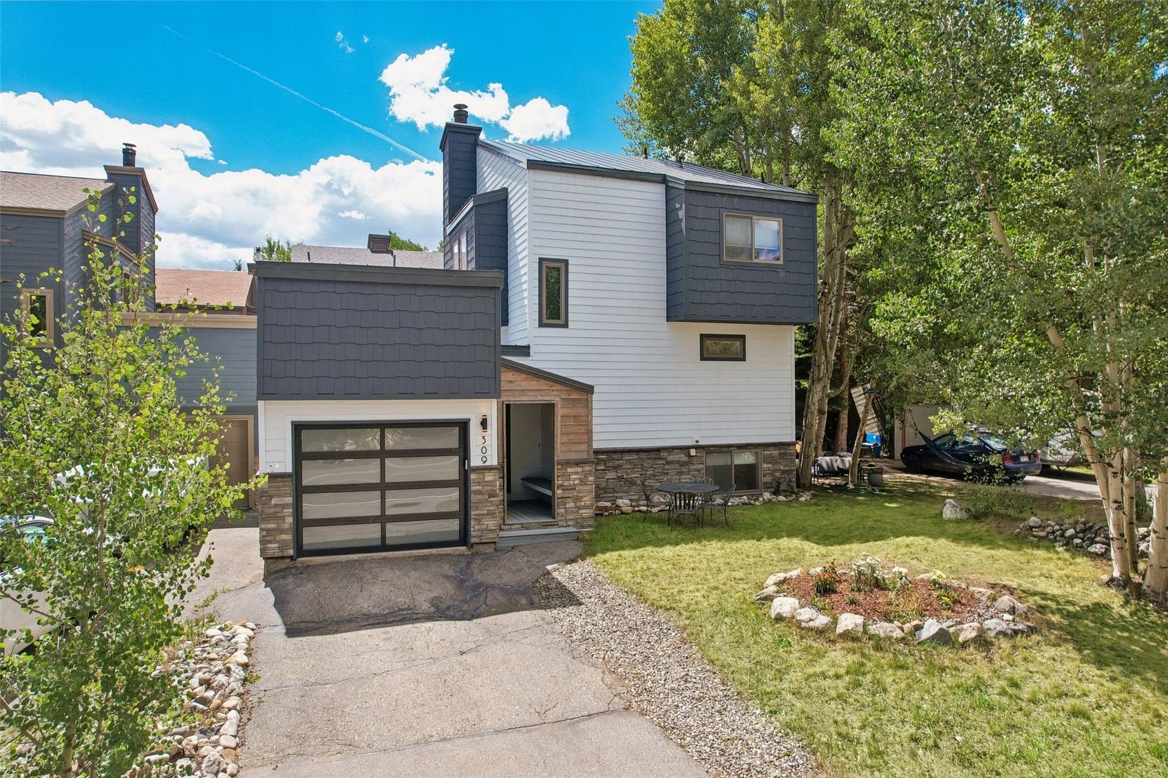 309 Creekside Drive Property Photo 46