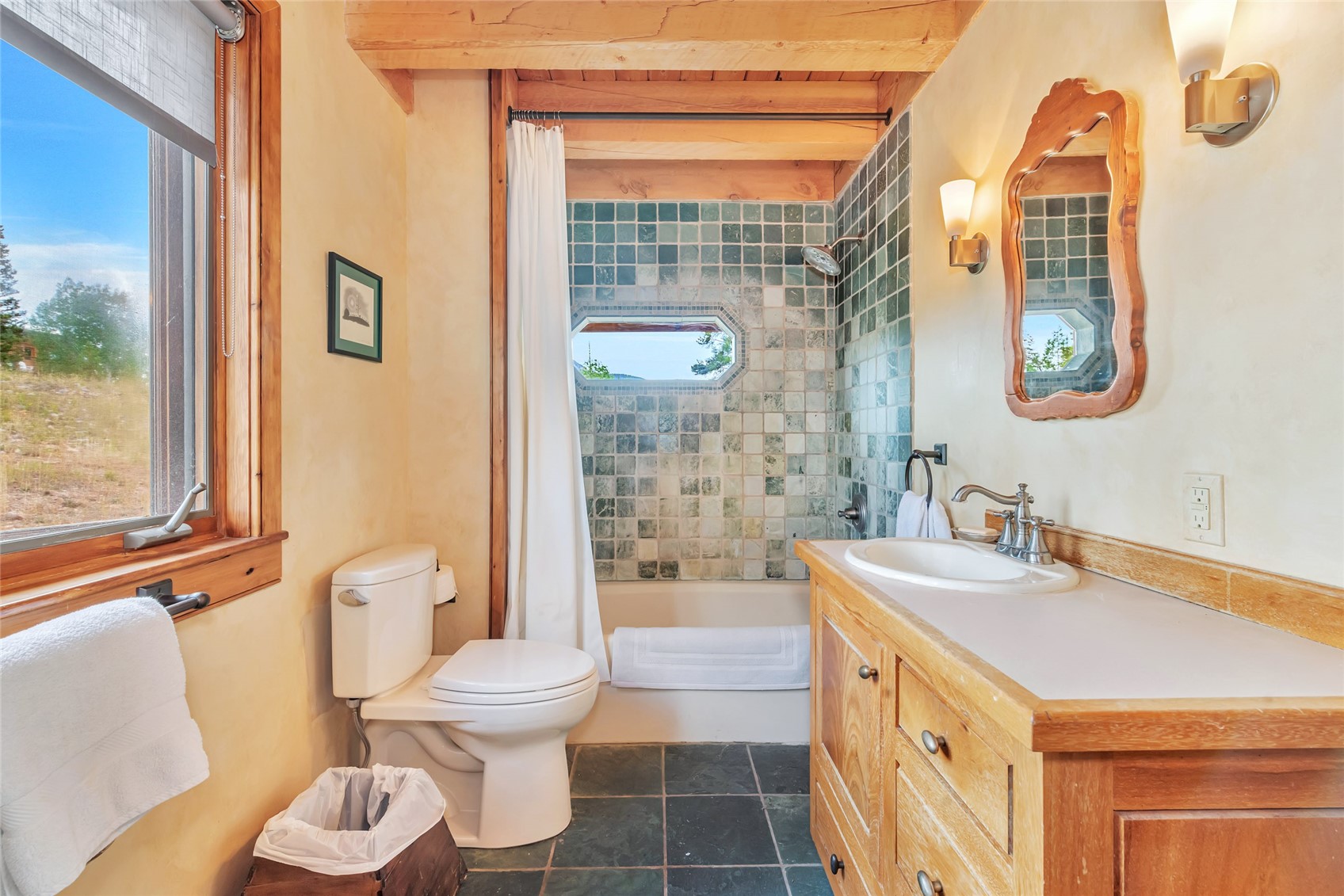 64400 Lof Way Property Photo 18