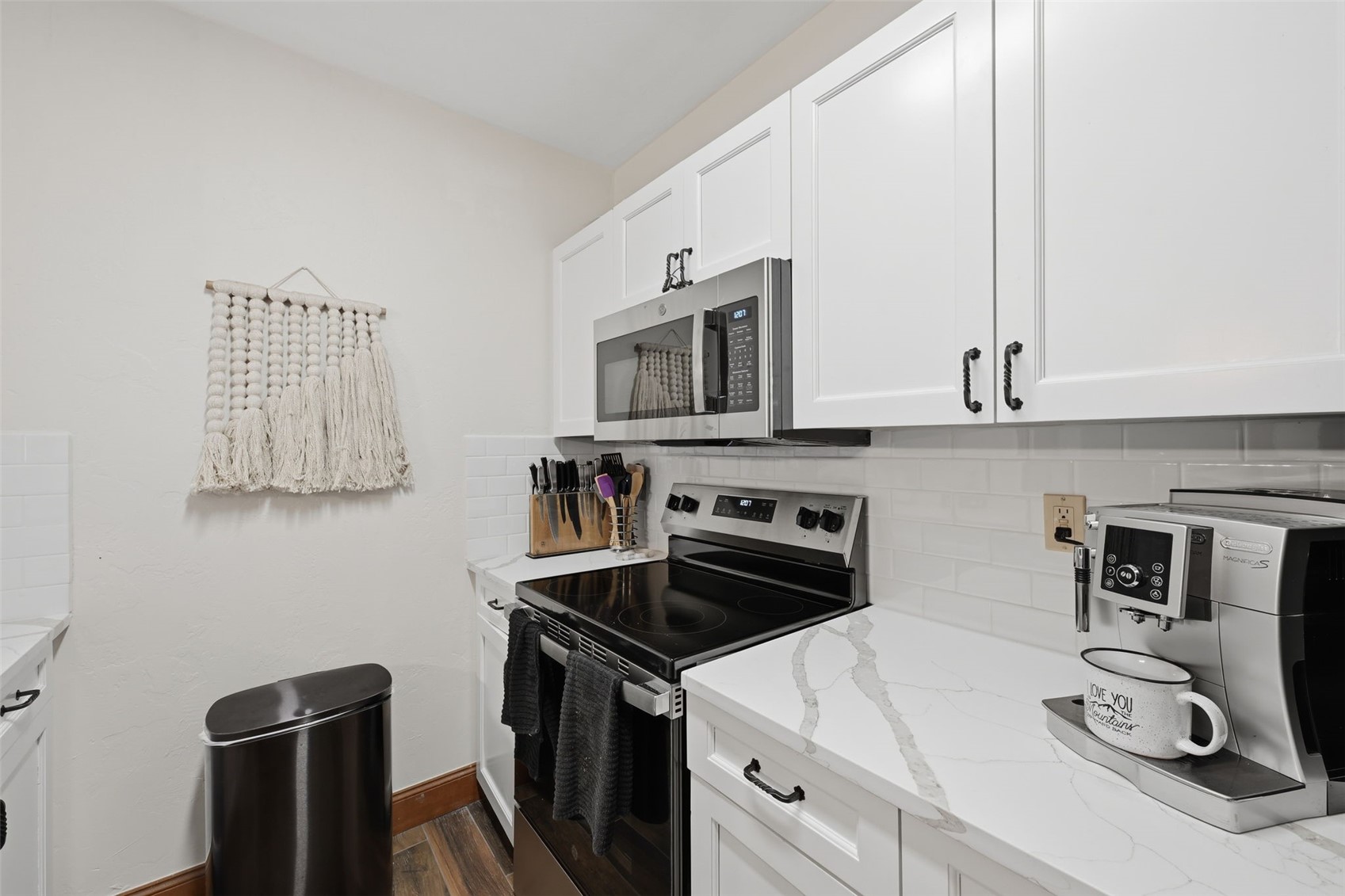 22787 Us Highway 6 312 Property Photo 8