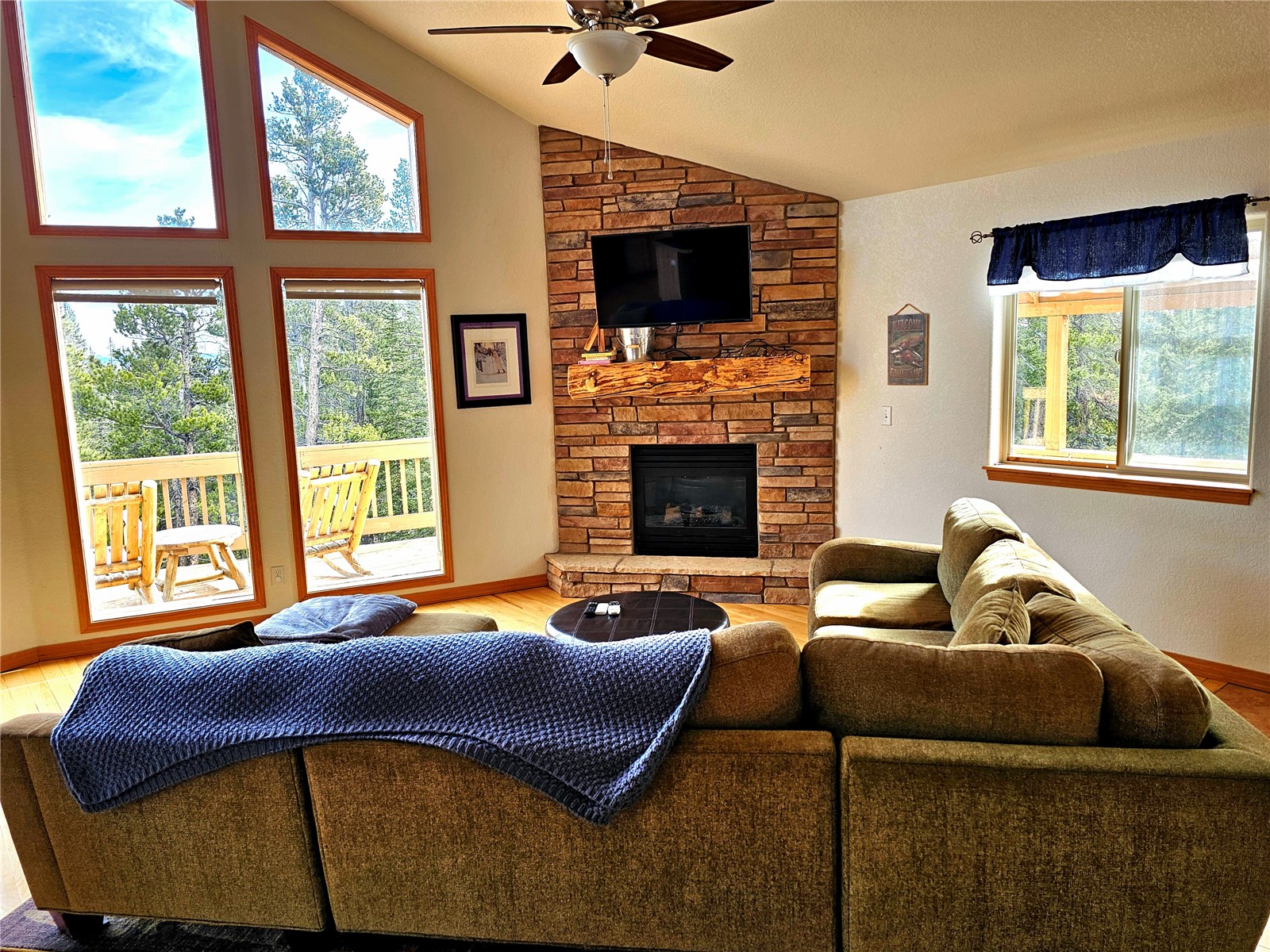 1678 Cr-14a Property Photo 4