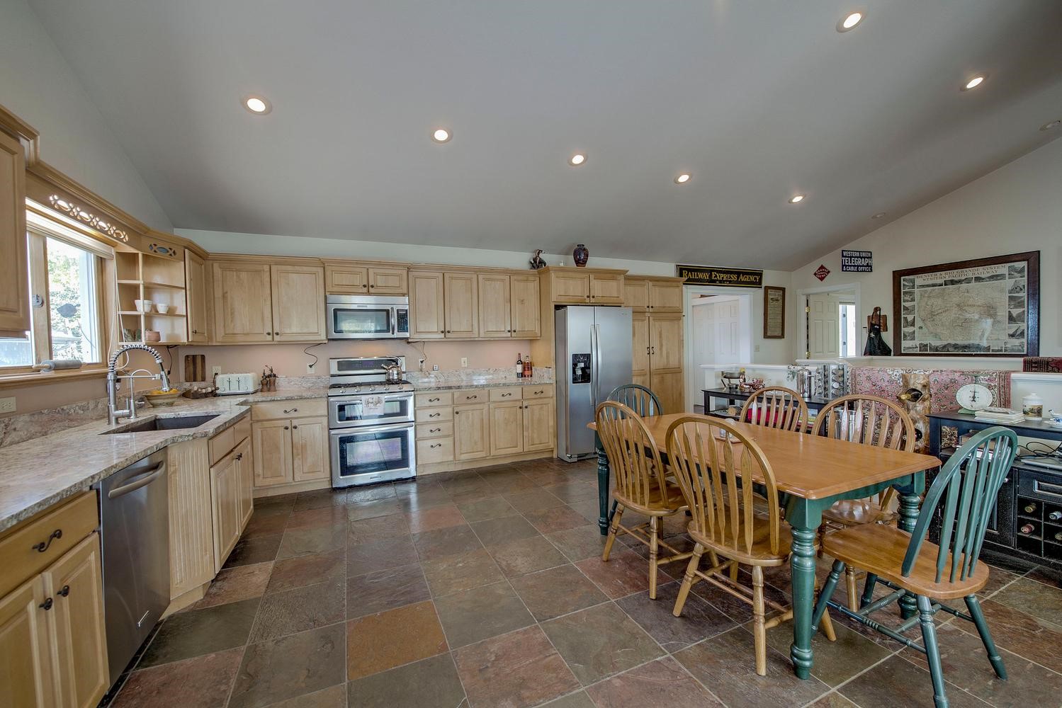 331 Canthook Lane Property Photo 5