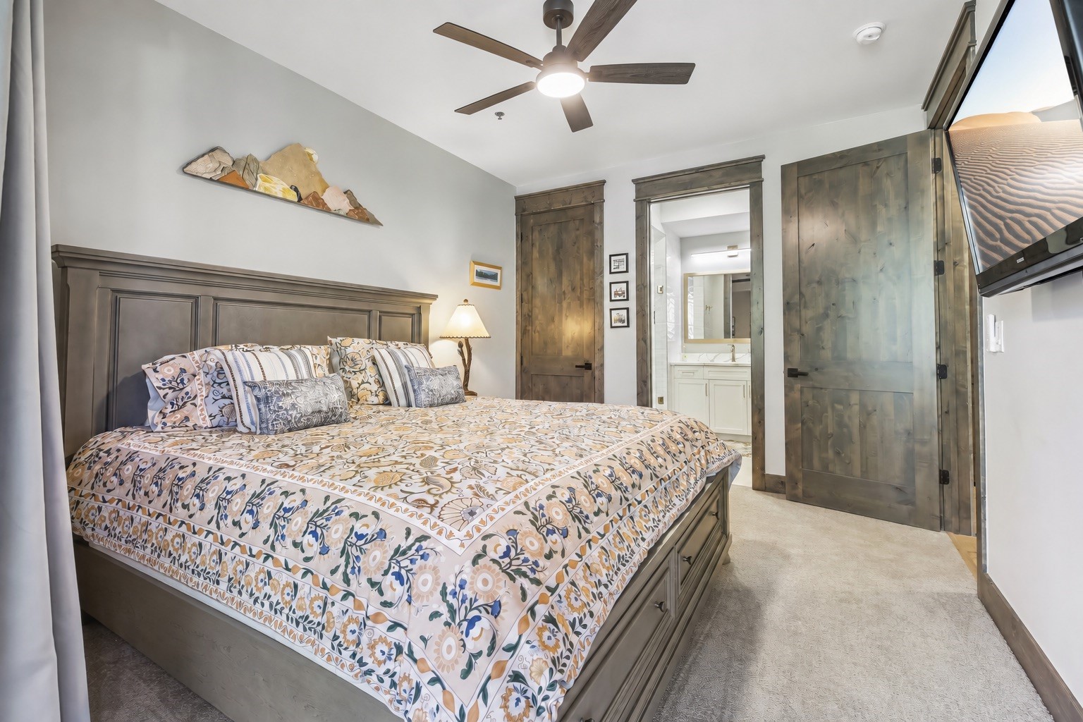0139 Lake Ridge Circle 1870 Property Photo 17