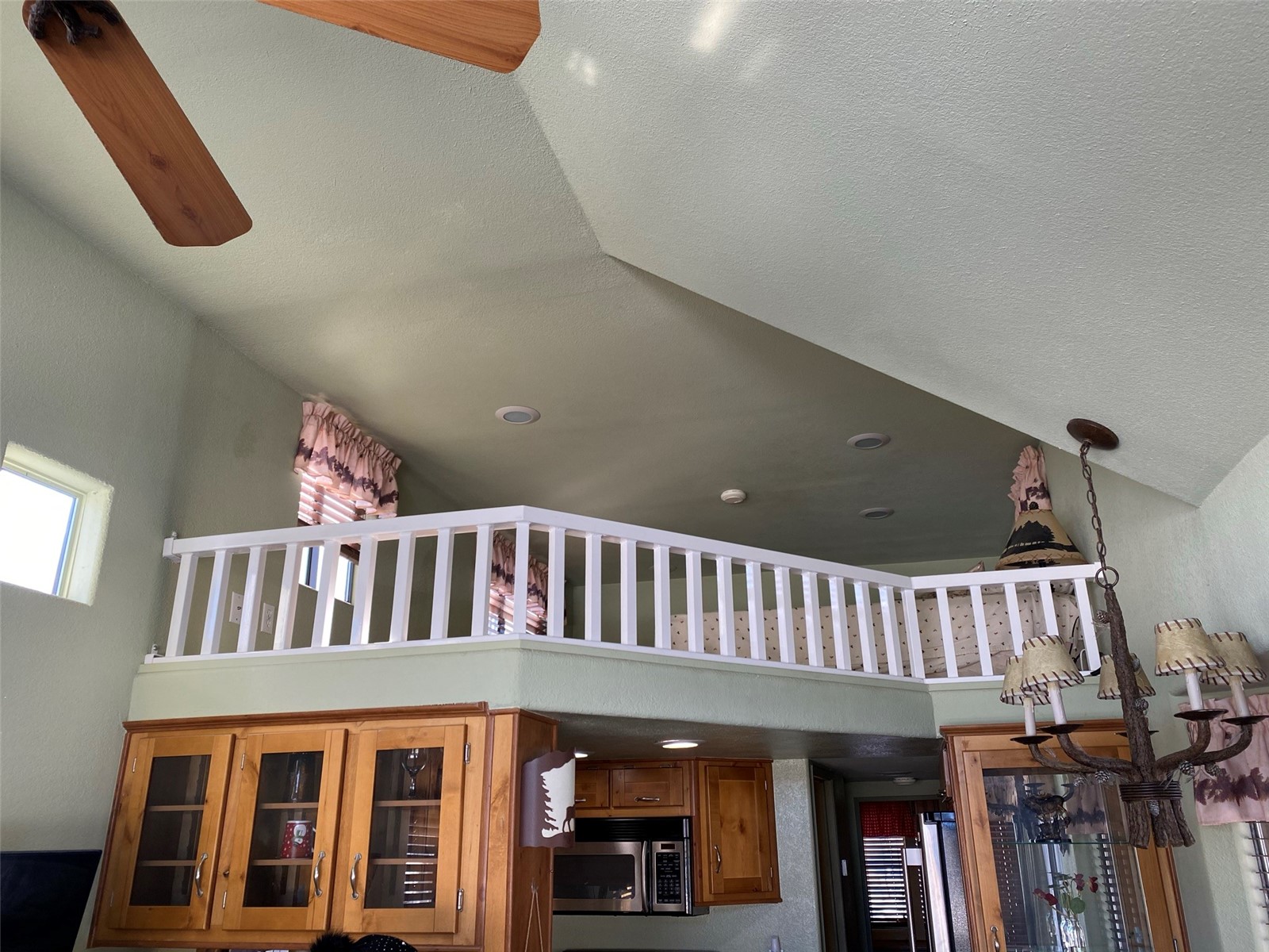 240 Sunshine Loop Property Photo 21