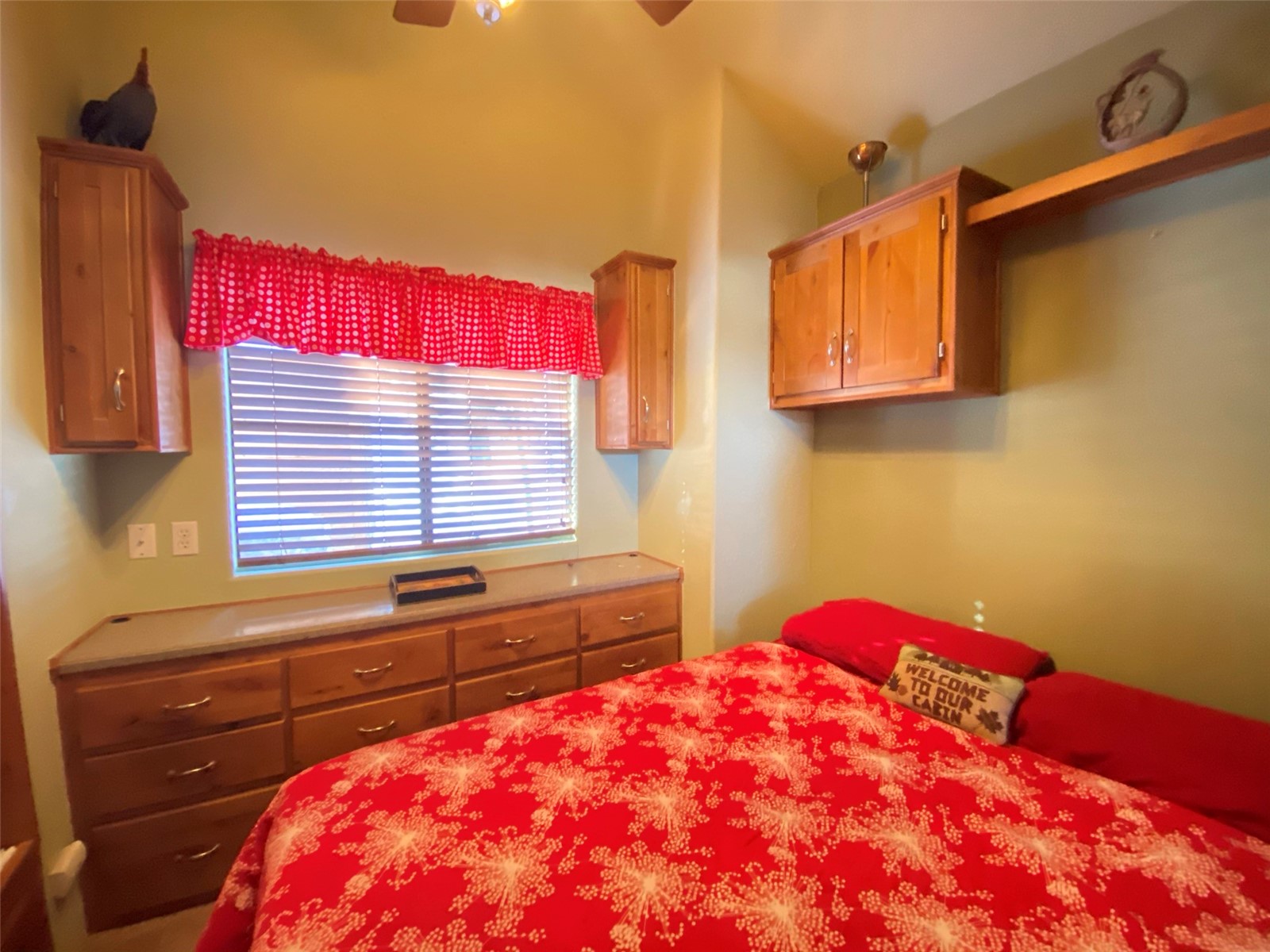 240 Sunshine Loop Property Photo 23