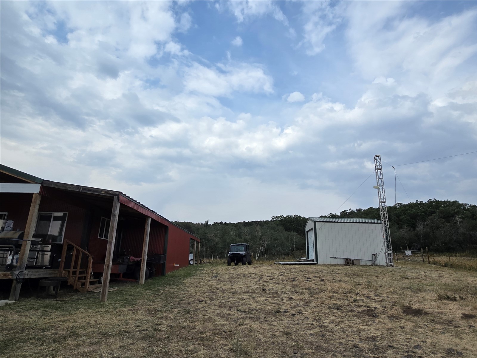 2287 East Loop Property Photo 7
