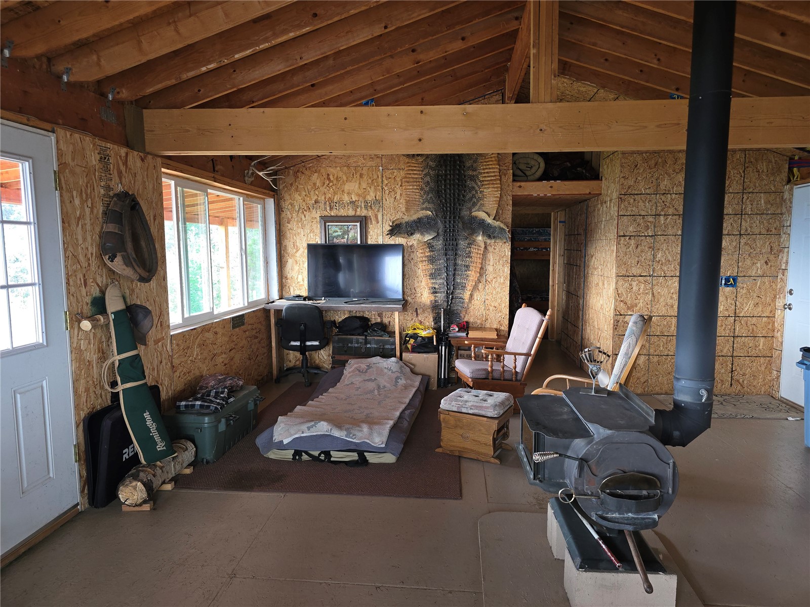 2287 East Loop Property Photo 22