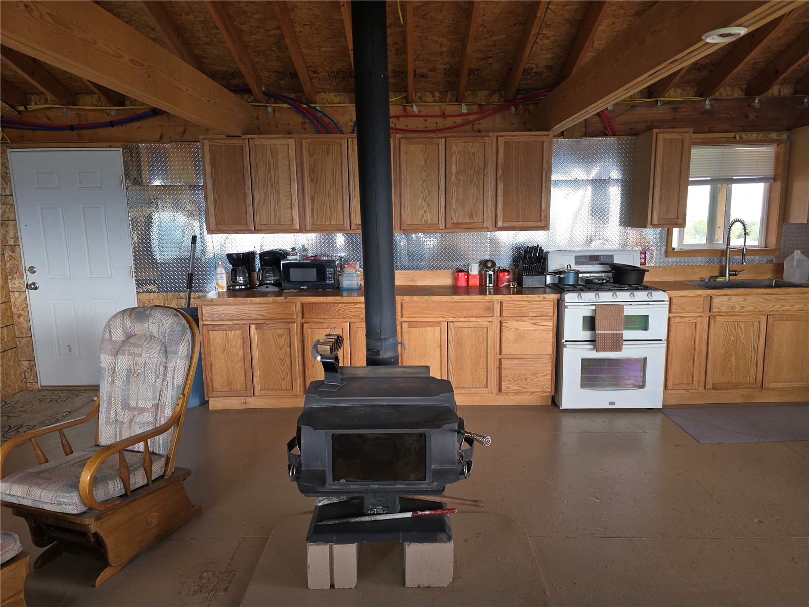 2287 East Loop Property Photo 25
