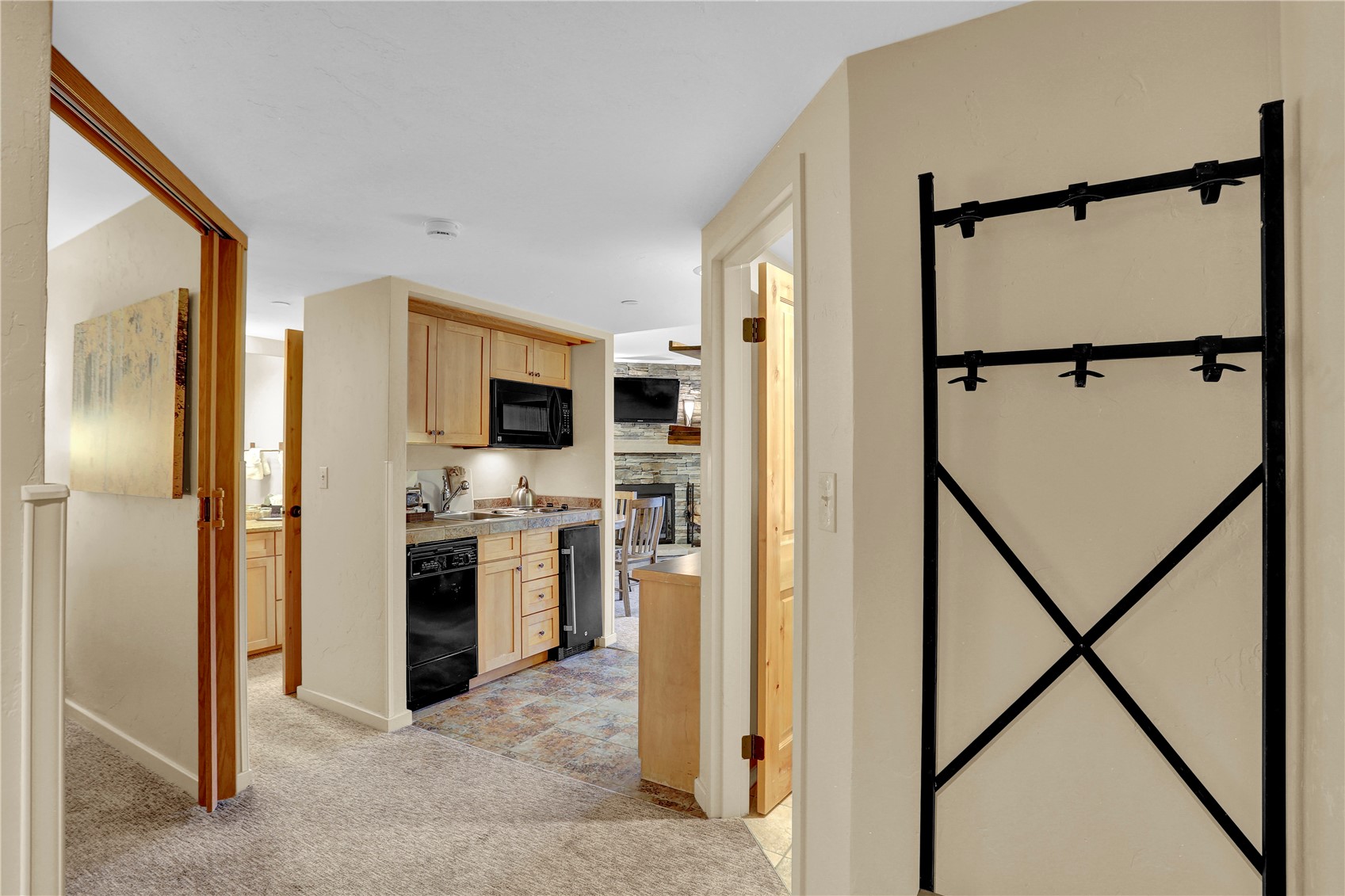 640 Village Road 4213 Property Photo 22