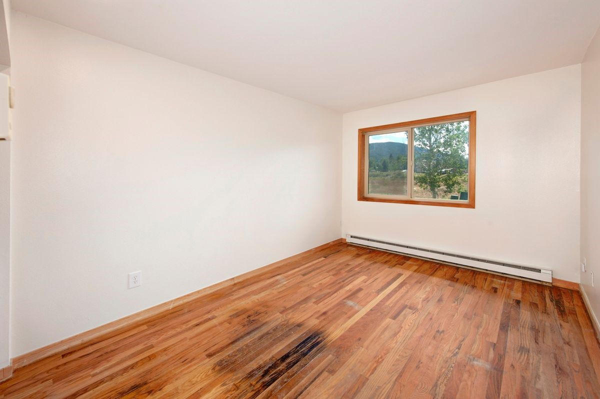 258 Cove Boulevard 11 Property Photo 18