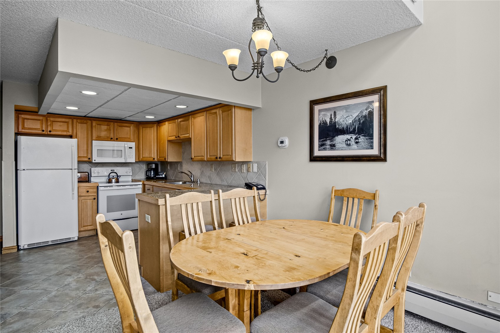 631 Village Road 38420 Property Photo 7