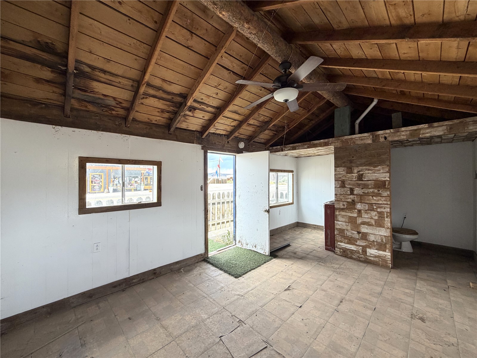 12800 Hwy 24 Property Photo 16