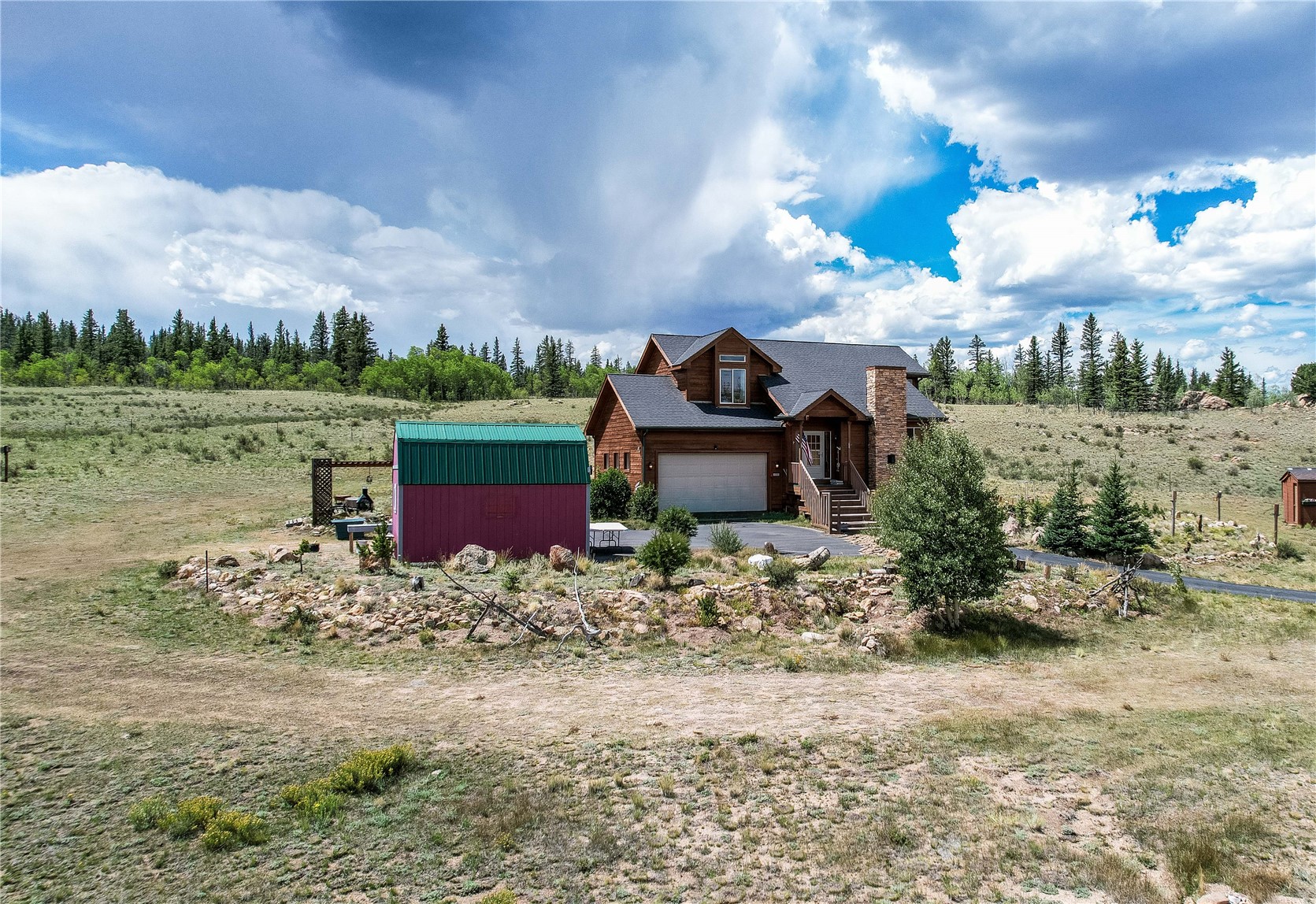1127 Arrowhead Drive Property Photo 4