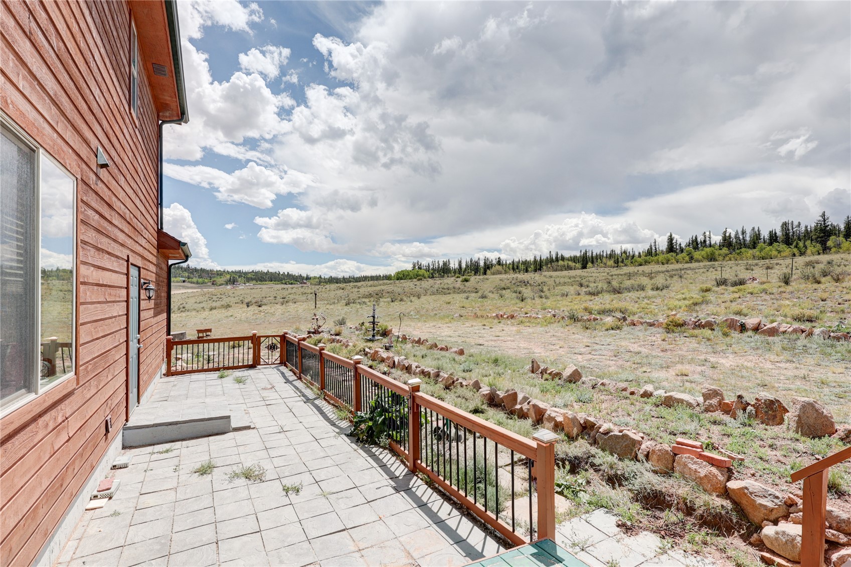 1127 Arrowhead Drive Property Photo 13