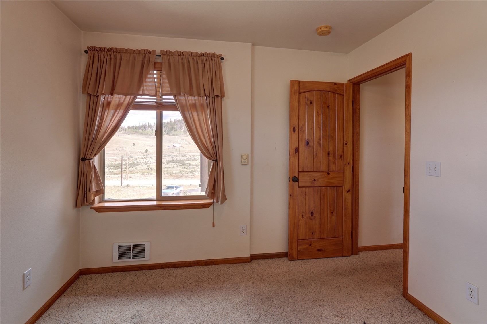 1127 Arrowhead Drive Property Photo 39