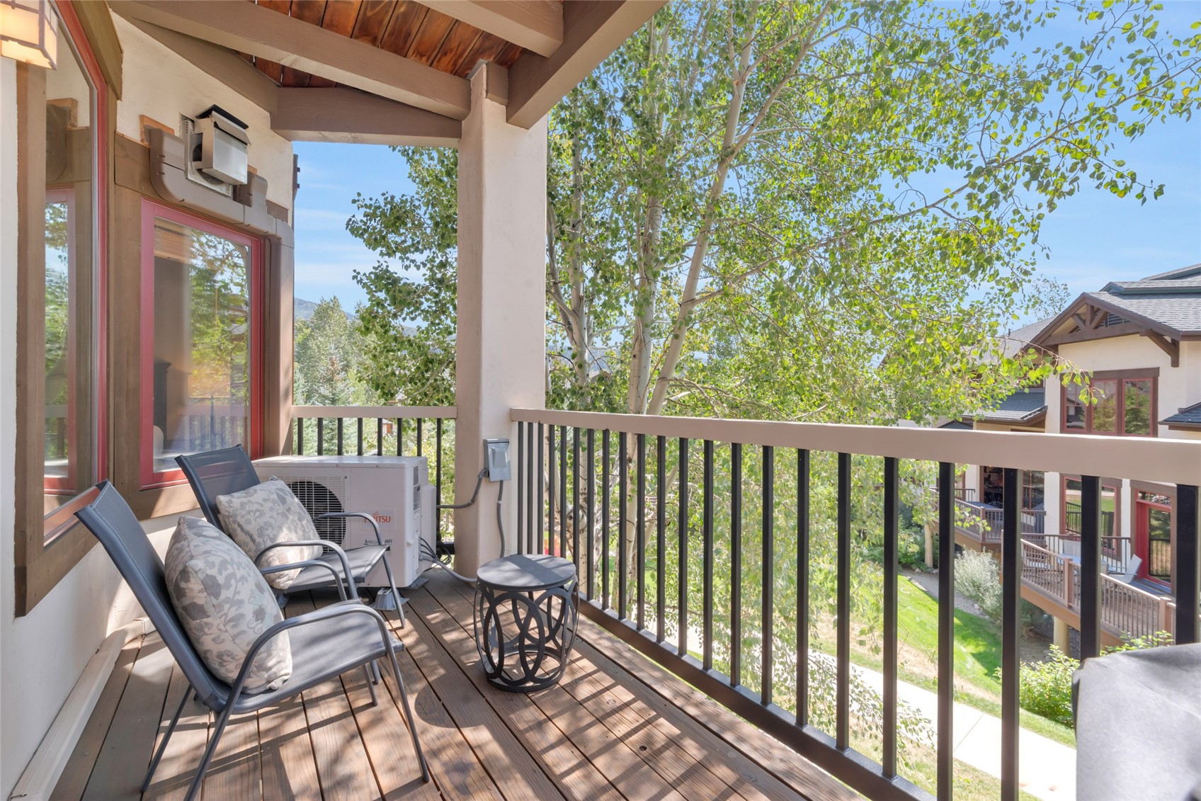 1463 Flattop Circle 209 Property Photo 4