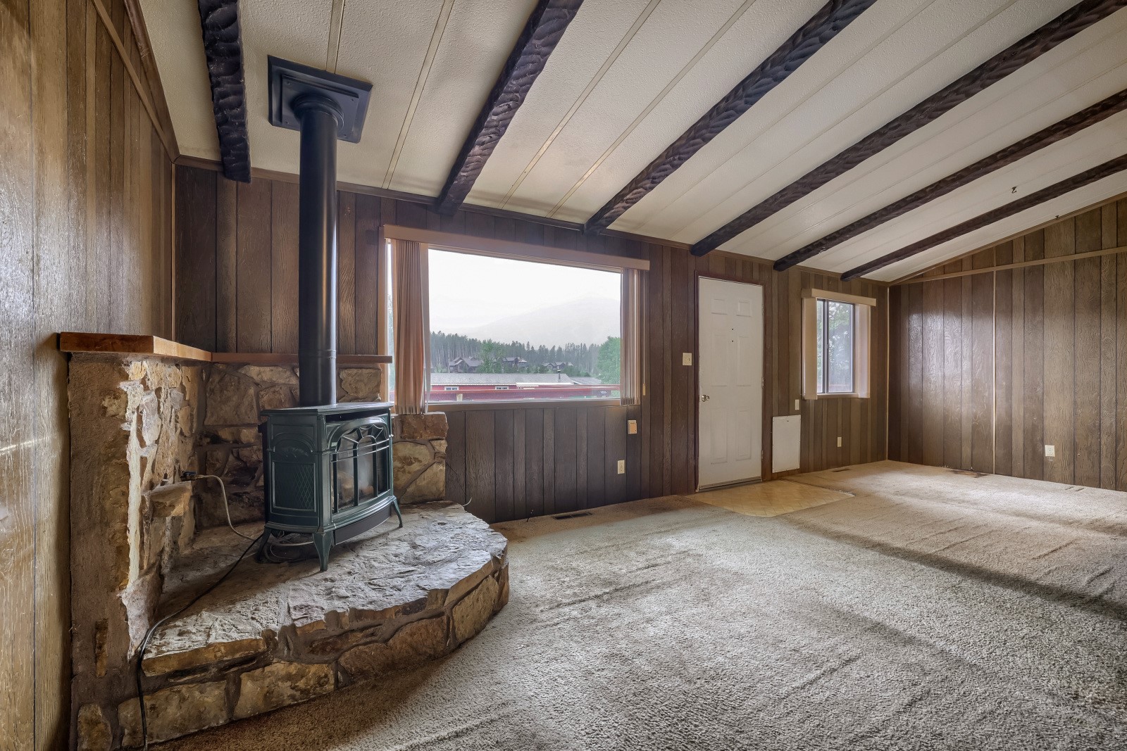 112 Reiling Road Property Photo 3