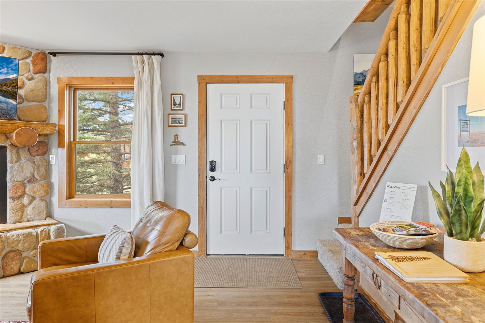 242 Fuller Avenue A Property Photo 4