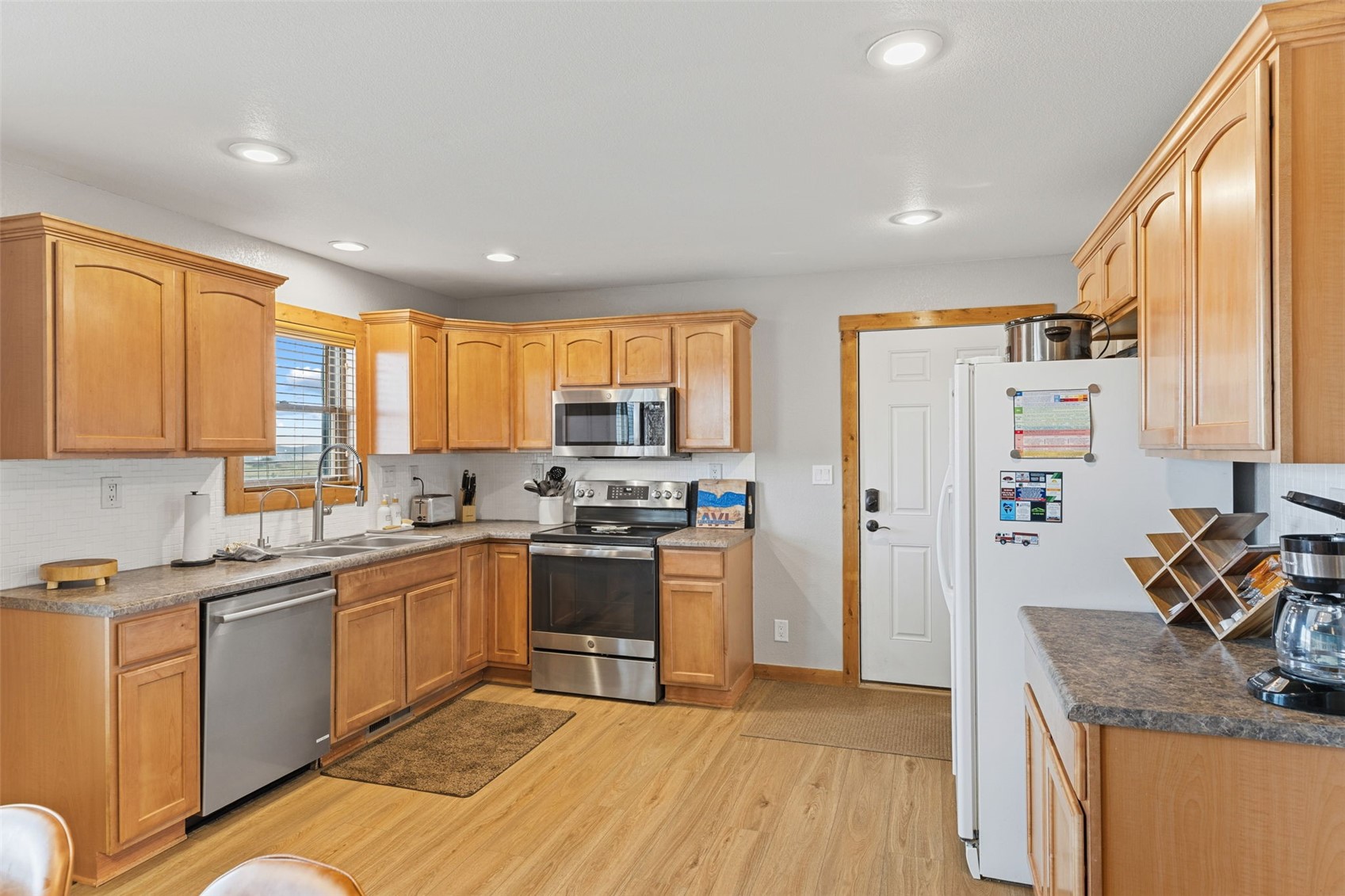 242 Fuller Avenue A Property Photo 13