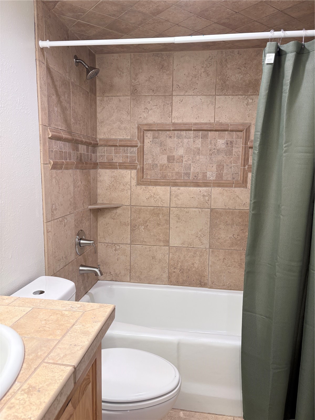 168 Ten Mile Circle 194 Property Photo 12