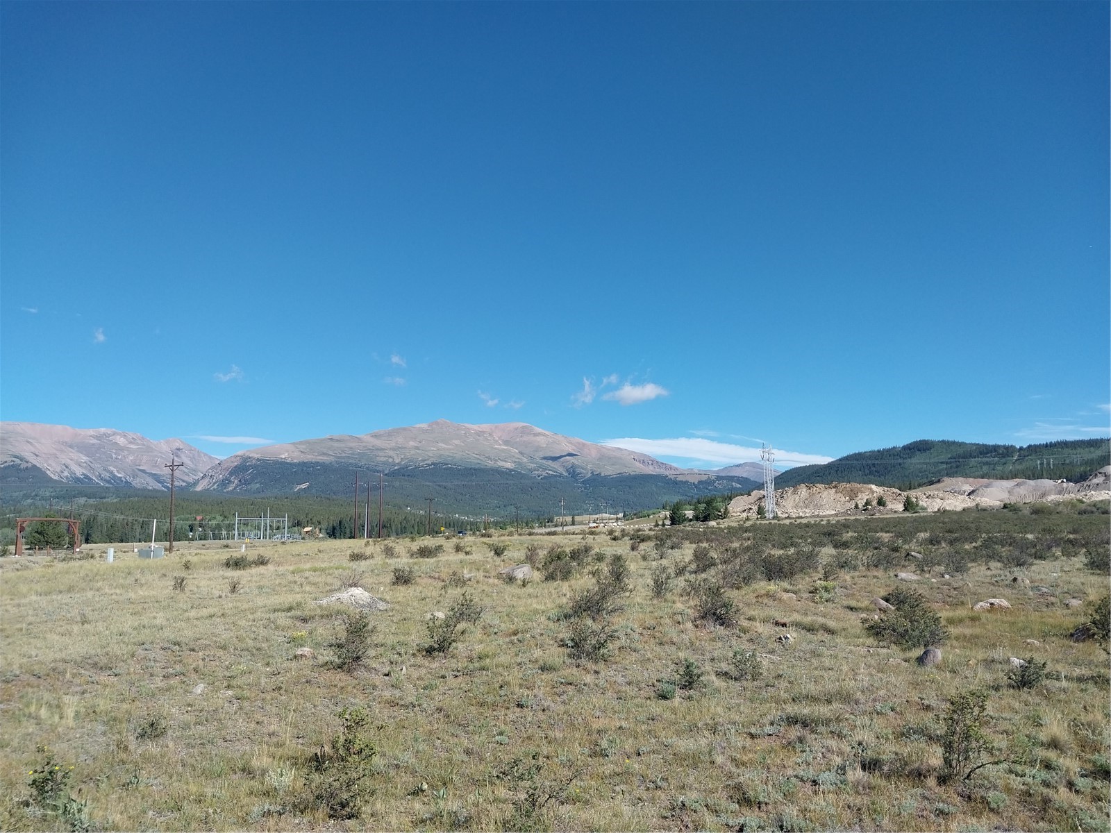 64 Glissade Trail Property Photo 6