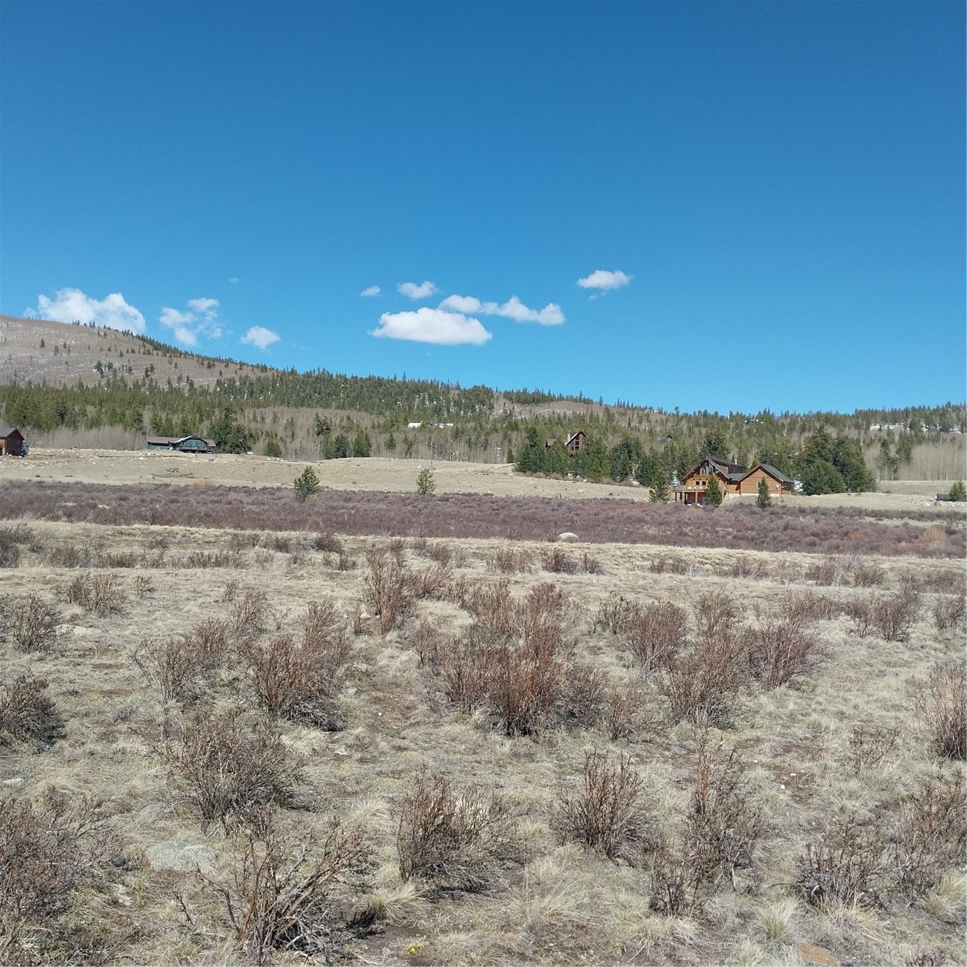 64 Glissade Trail Property Photo 13