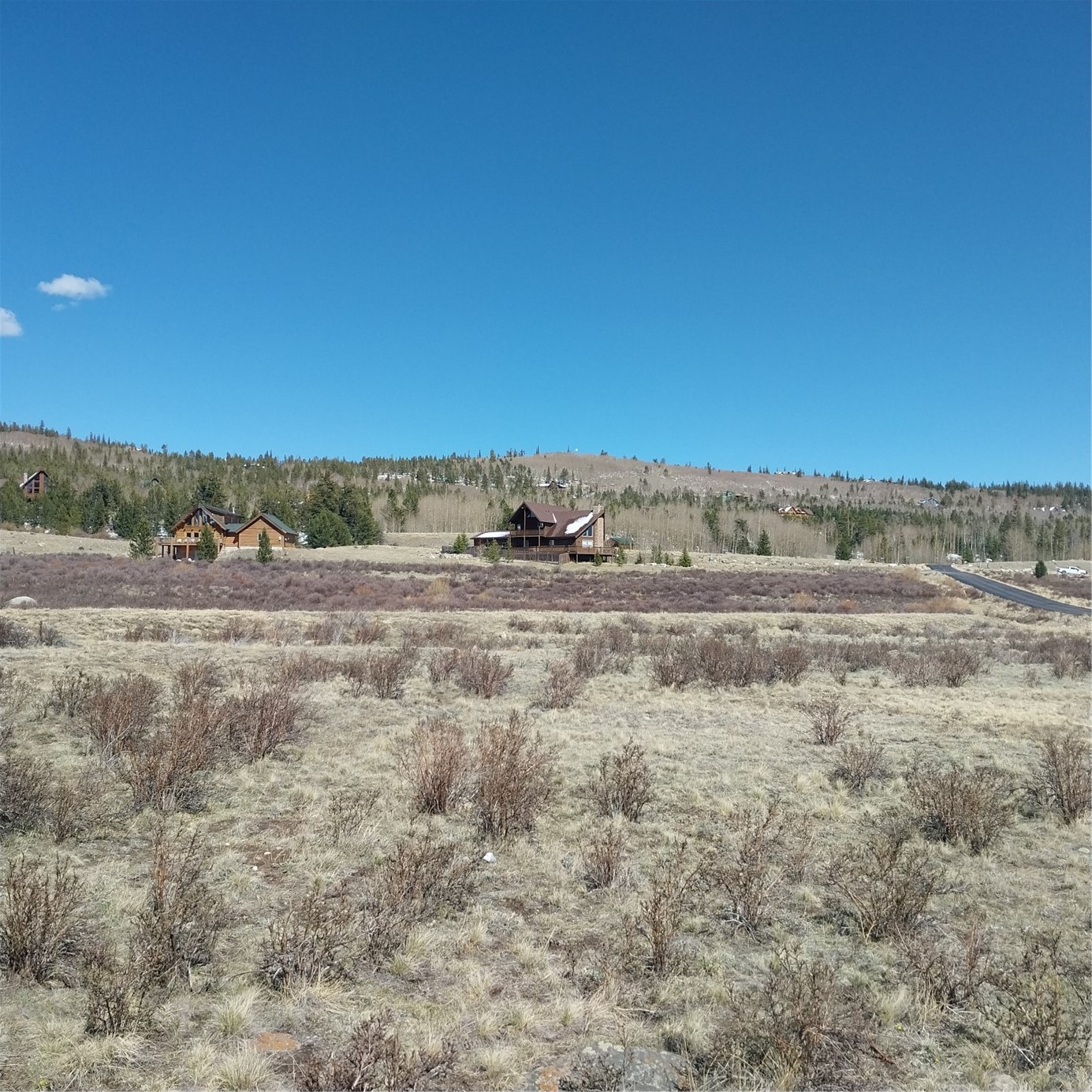 64 Glissade Trail Property Photo 14