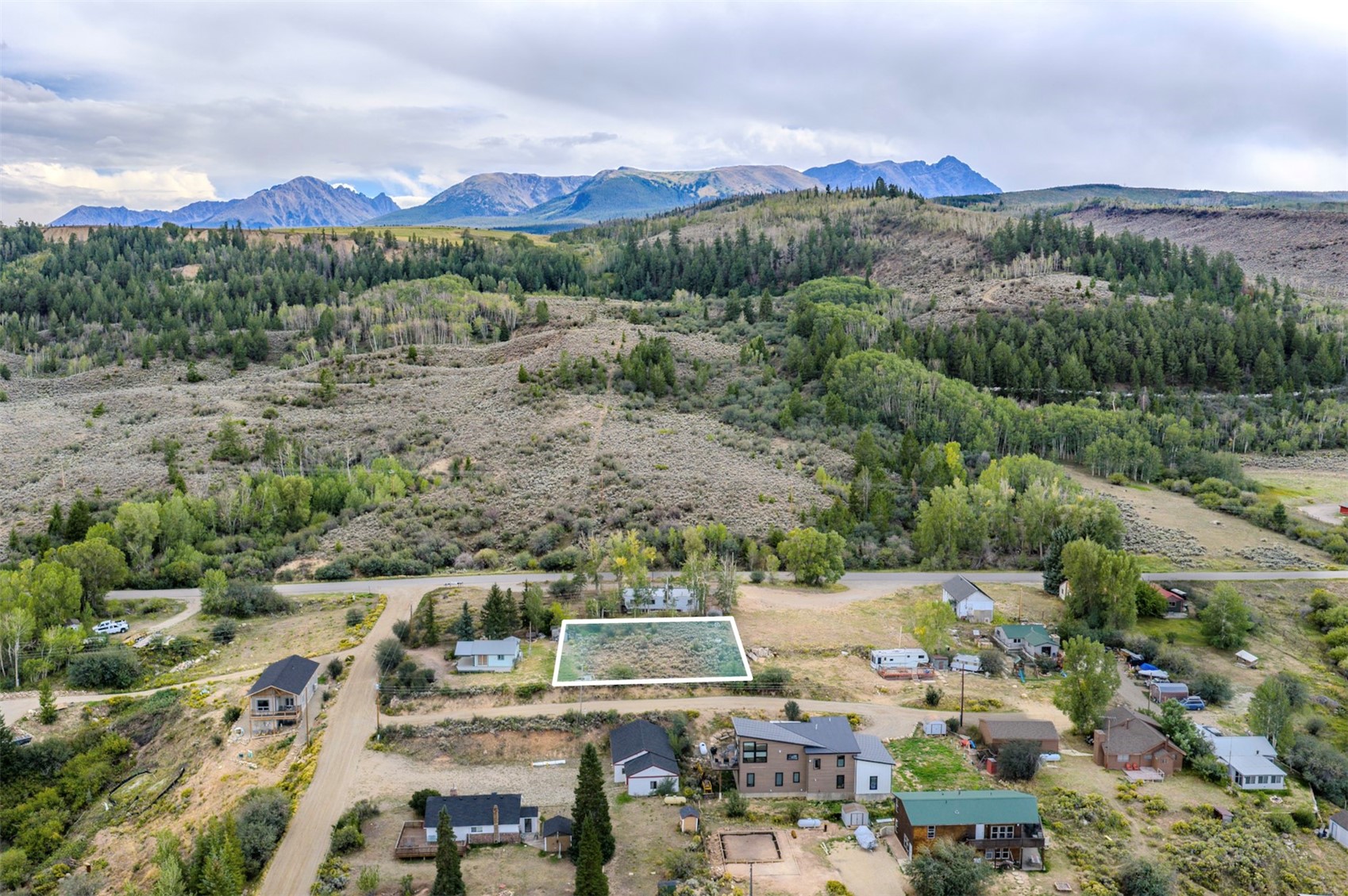 6895 Heeney Road Property Photo 3