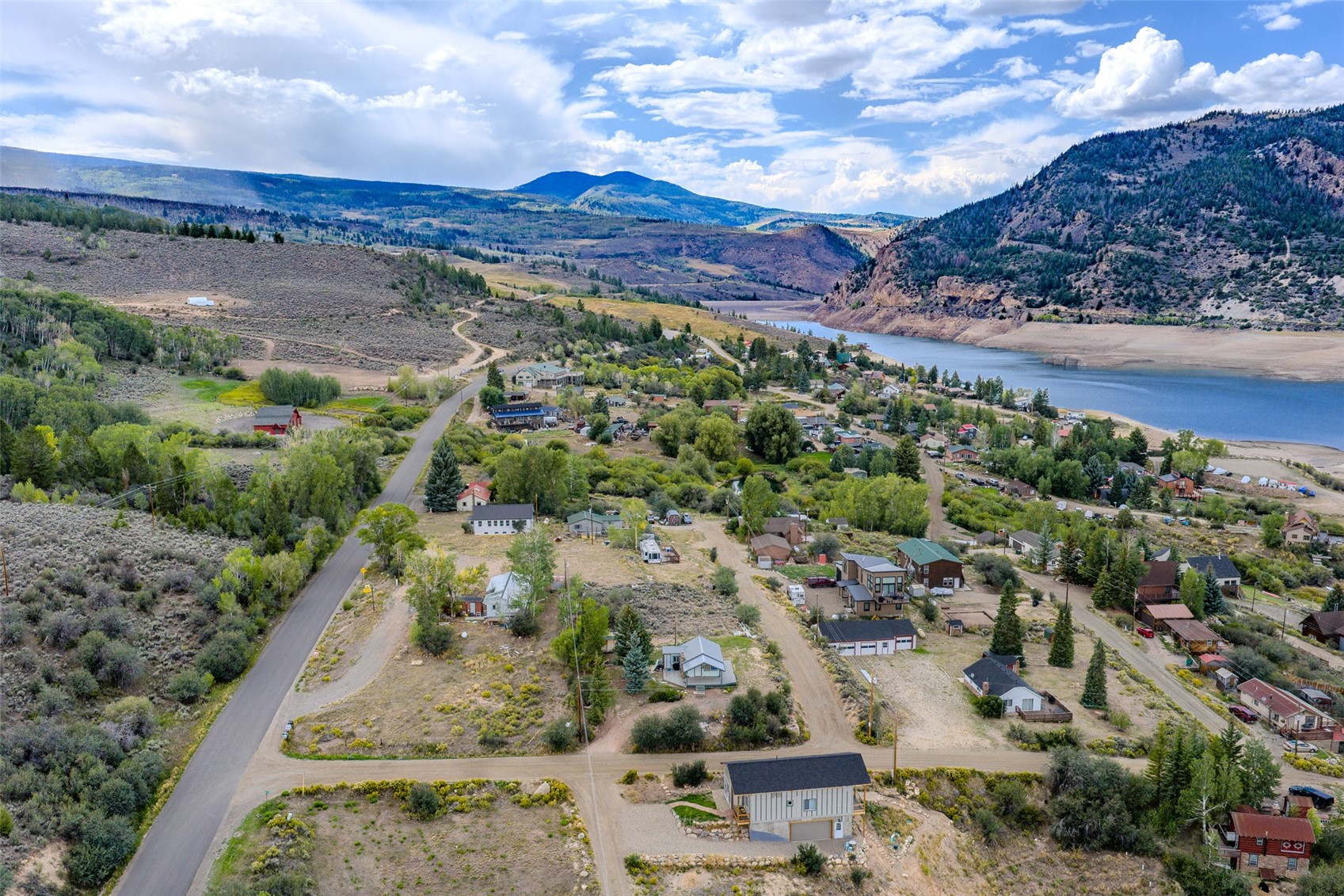 6895 Heeney Road Property Photo 10