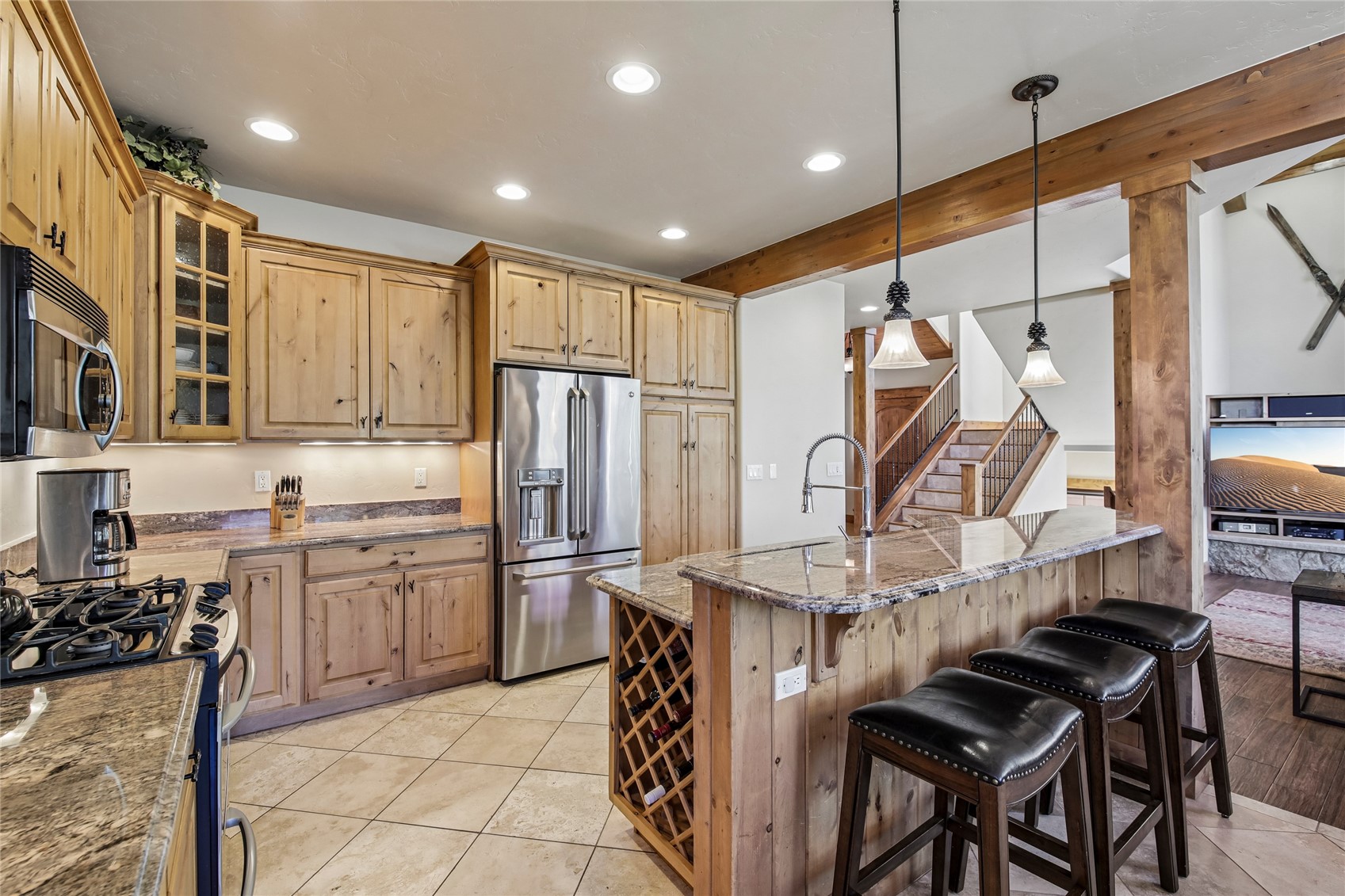 2206 Hamilton Creek Road Property Photo 4