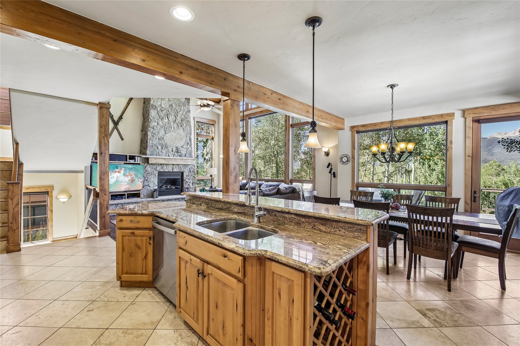 2206 Hamilton Creek Road Property Photo 15