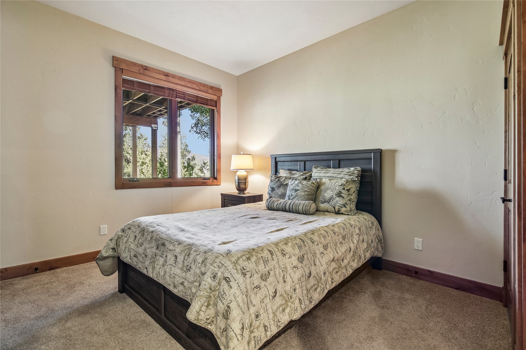 2206 Hamilton Creek Road Property Photo 23