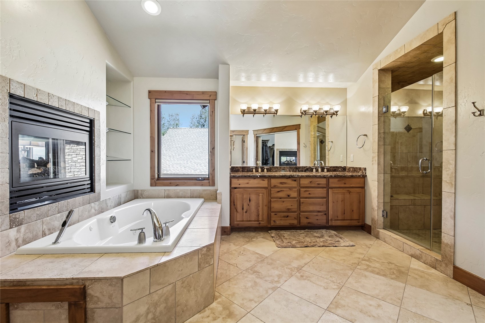 2206 Hamilton Creek Road Property Photo 28