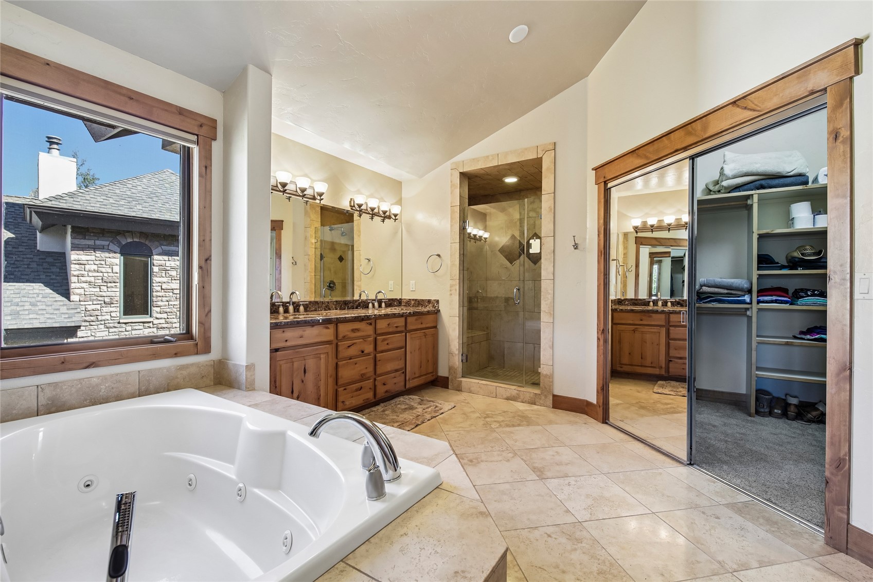 2206 Hamilton Creek Road Property Photo 29