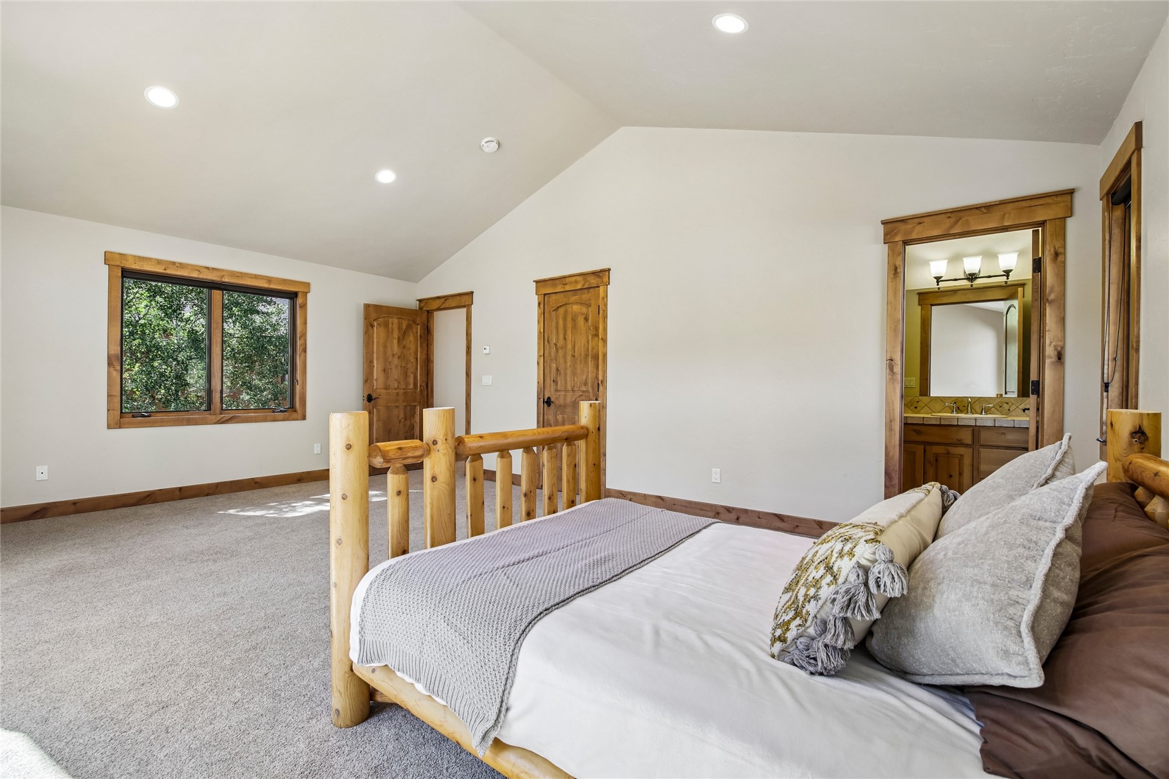 2206 Hamilton Creek Road Property Photo 33