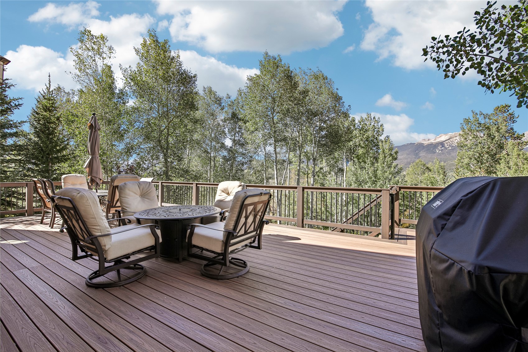 2206 Hamilton Creek Road Property Photo 40