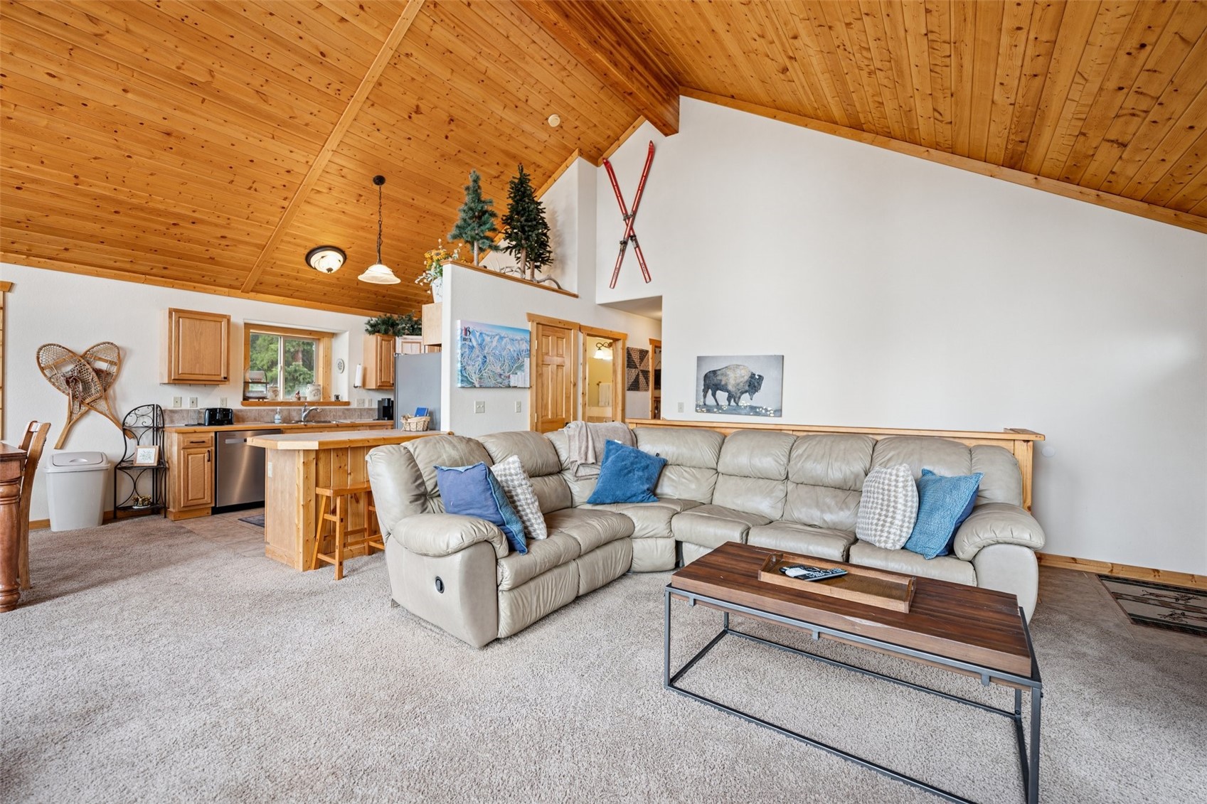 585 Miners Way Property Photo 10