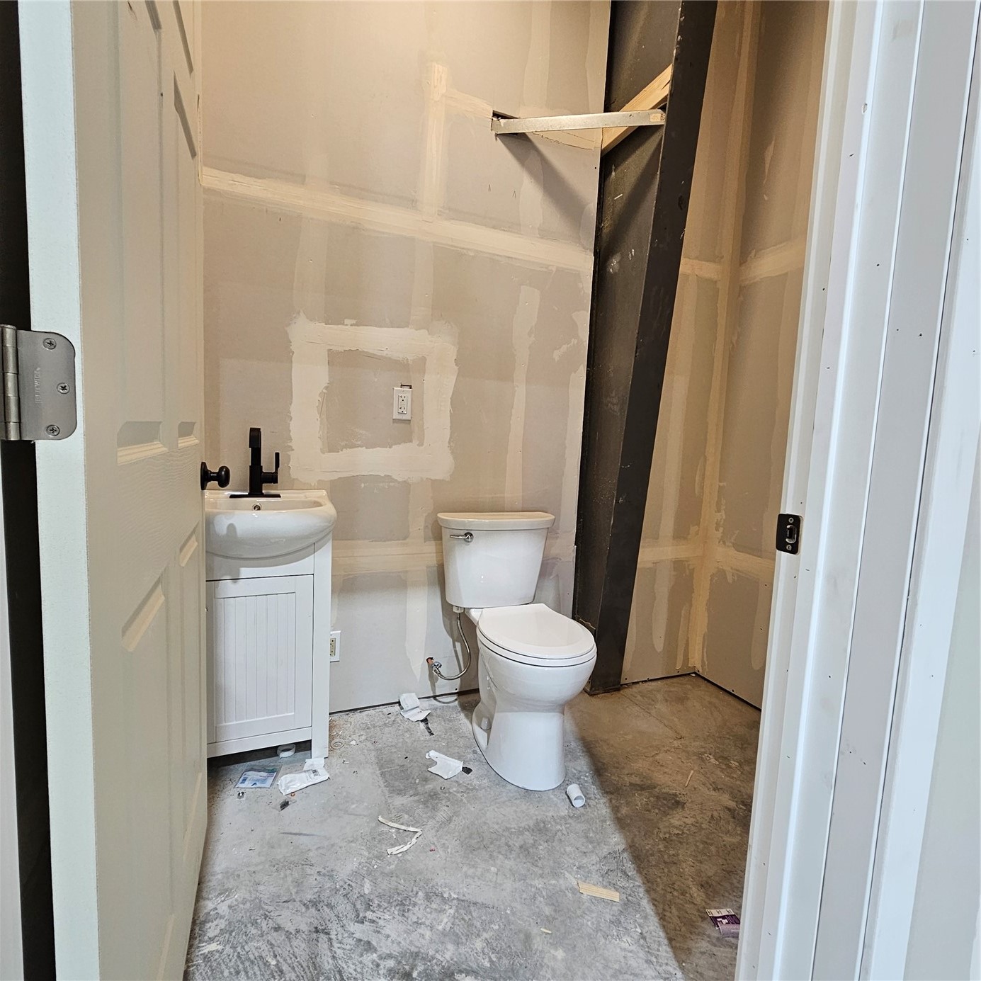 1805 E Park Avenue Property Photo 7