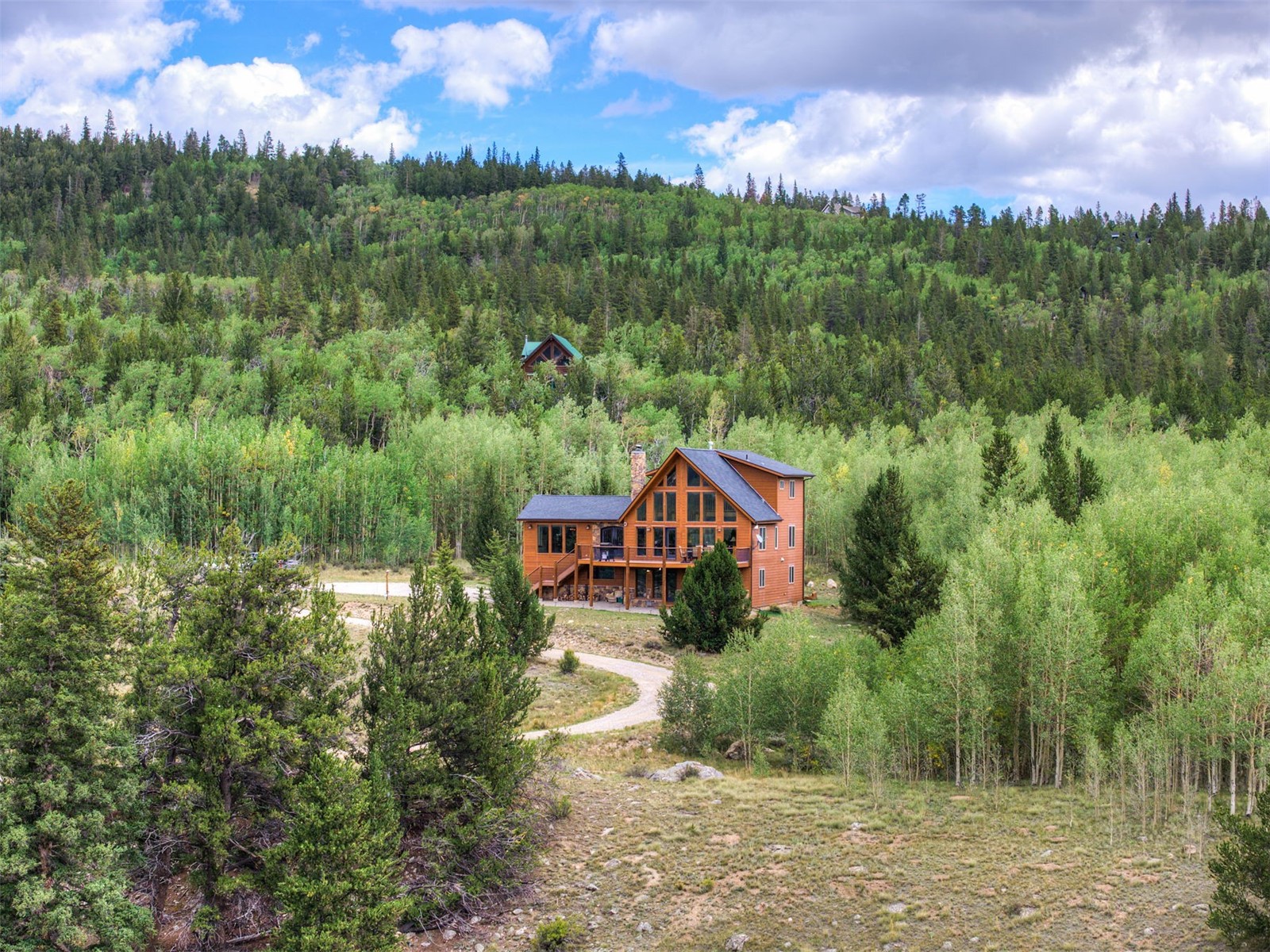84 Ice Axe Court Property Photo 3