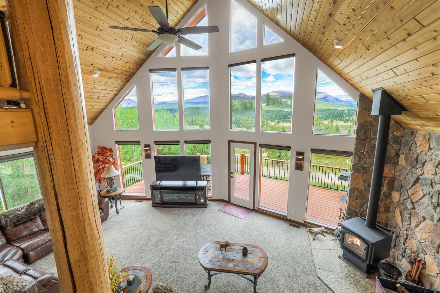 84 Ice Axe Court Property Photo 5