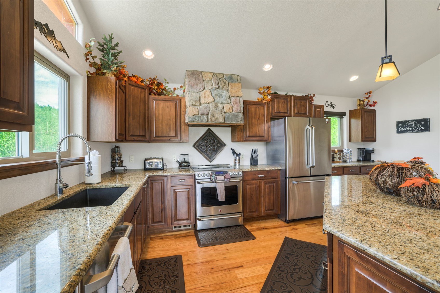 84 Ice Axe Court Property Photo 17