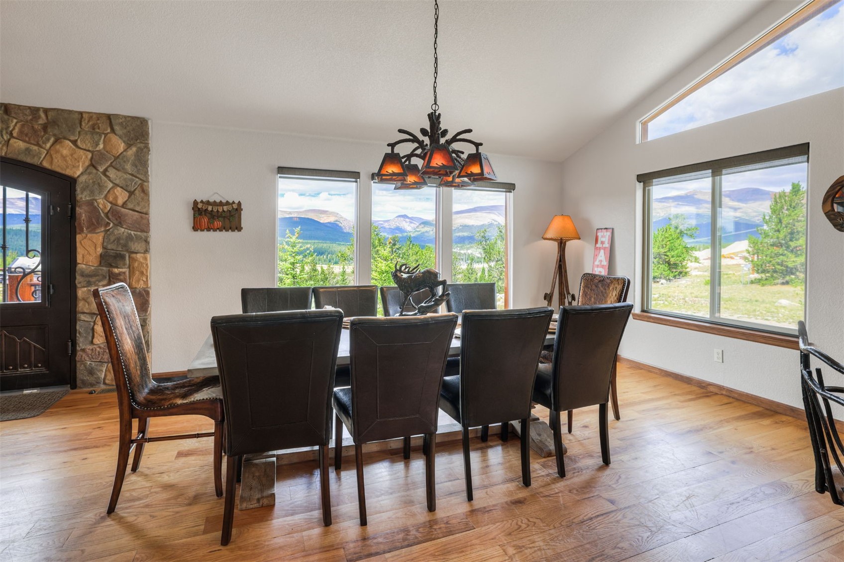 84 Ice Axe Court Property Photo 19