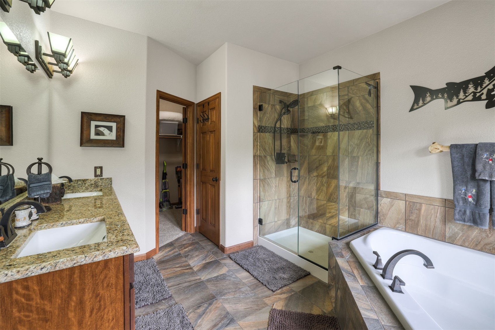 84 Ice Axe Court Property Photo 24