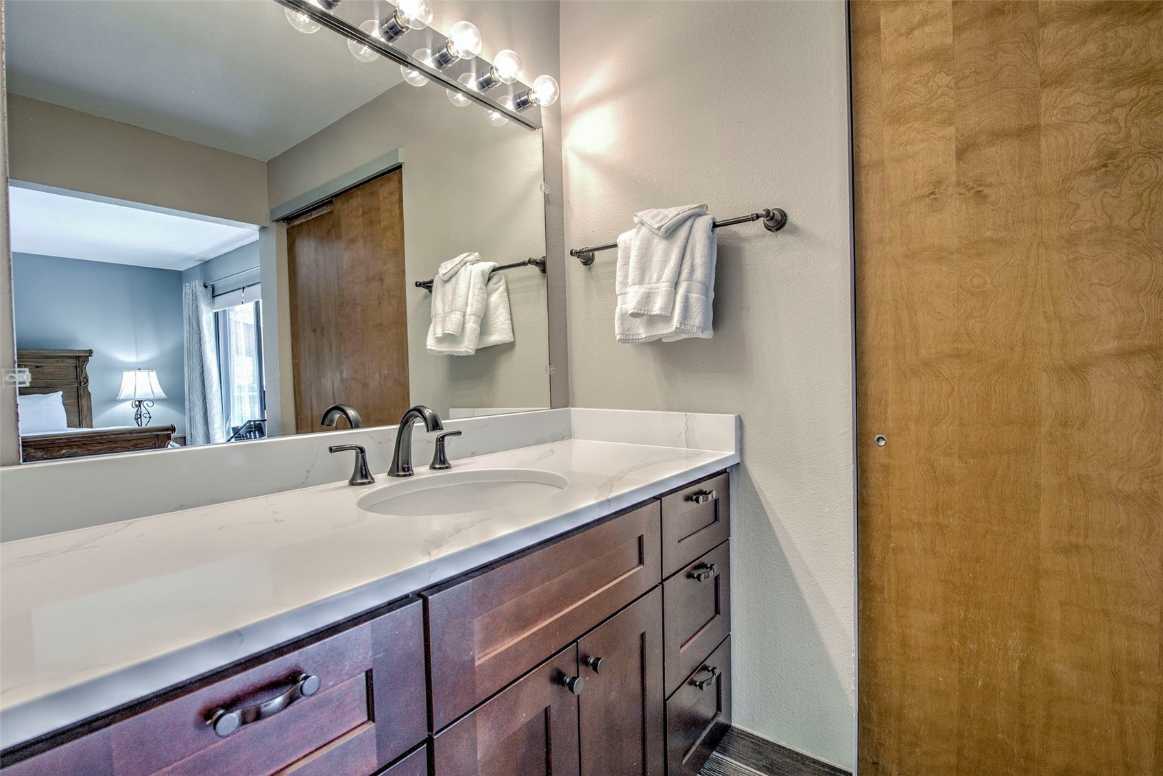 405 Four Oclock Road B Property Photo 4