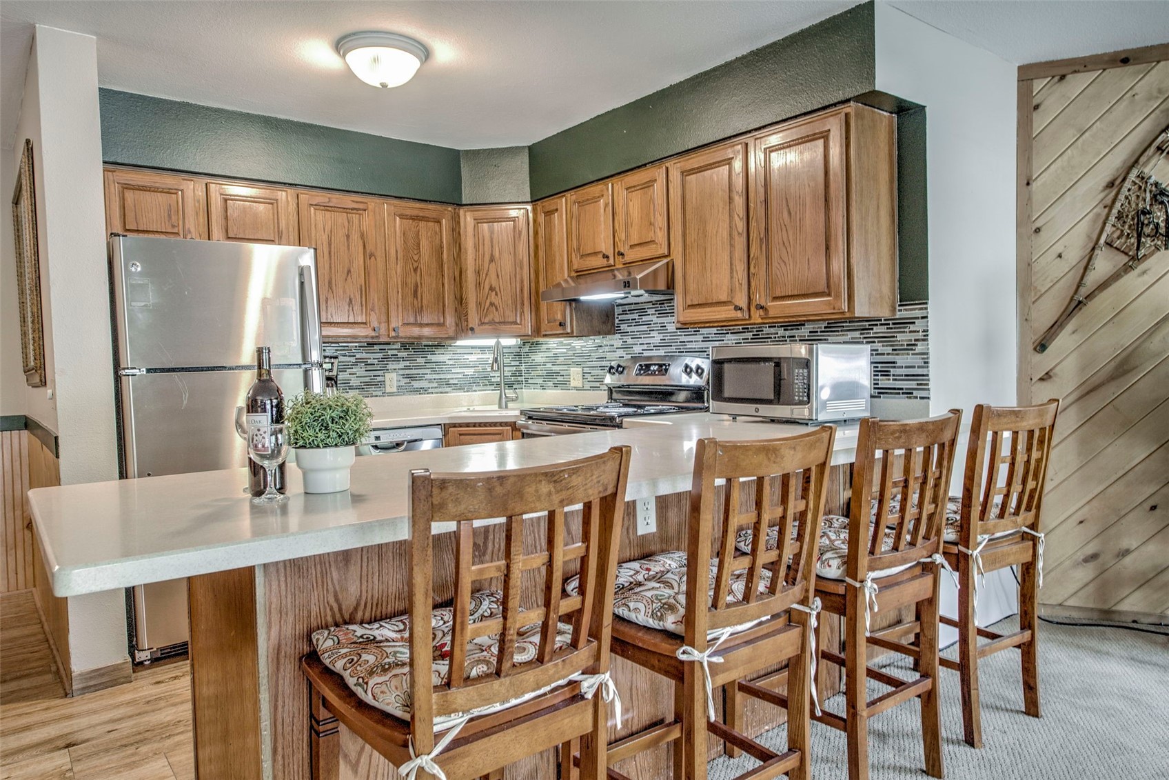 405 Four Oclock Road B Property Photo 6