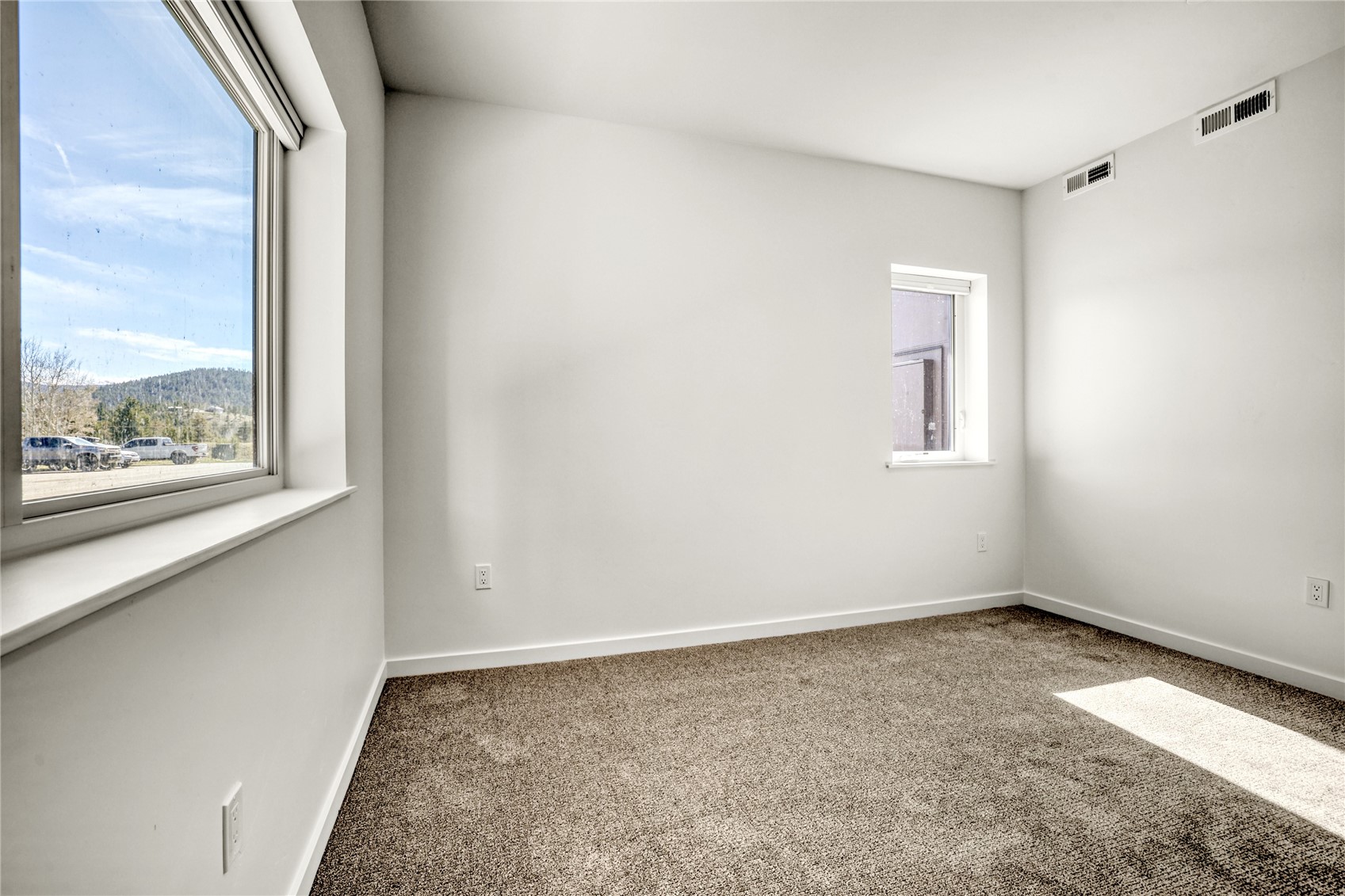 370 Stan Miller 101 Property Photo 15